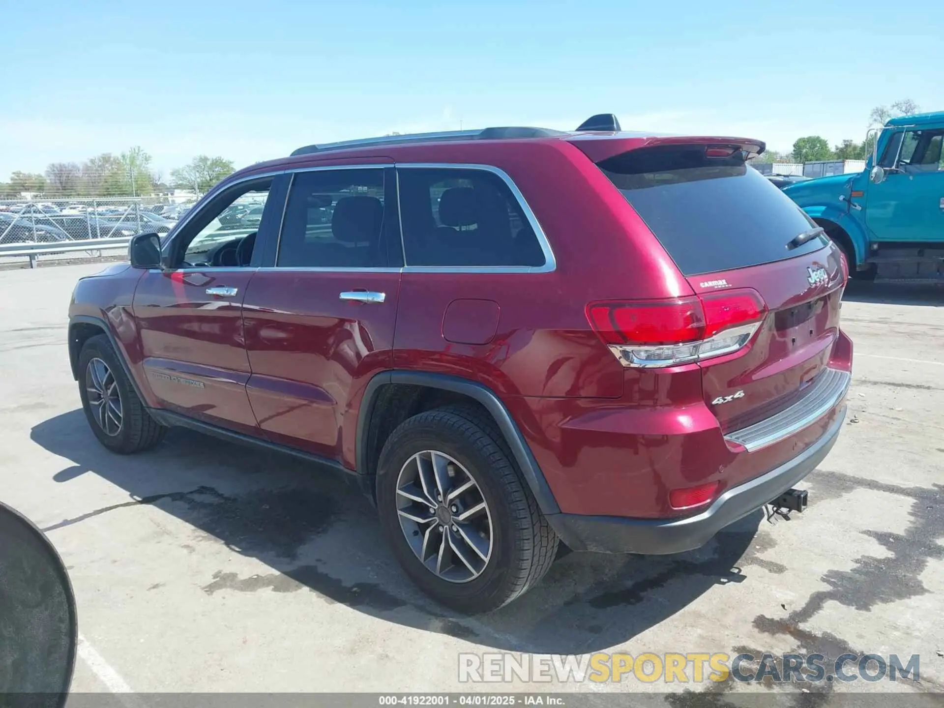 15 Photograph of a damaged car 1C4RJFBG2LC256046 JEEP GRAND CHEROKEE 2020