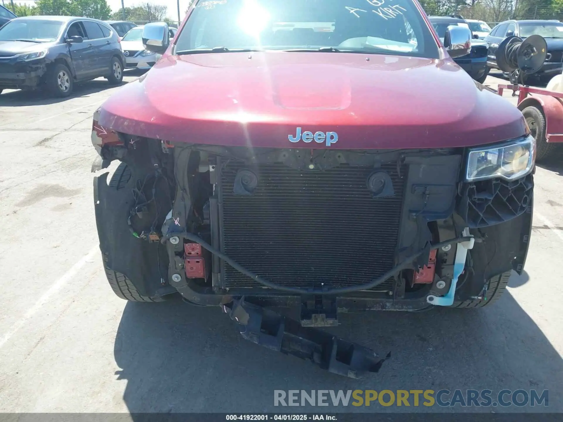 6 Photograph of a damaged car 1C4RJFBG2LC256046 JEEP GRAND CHEROKEE 2020