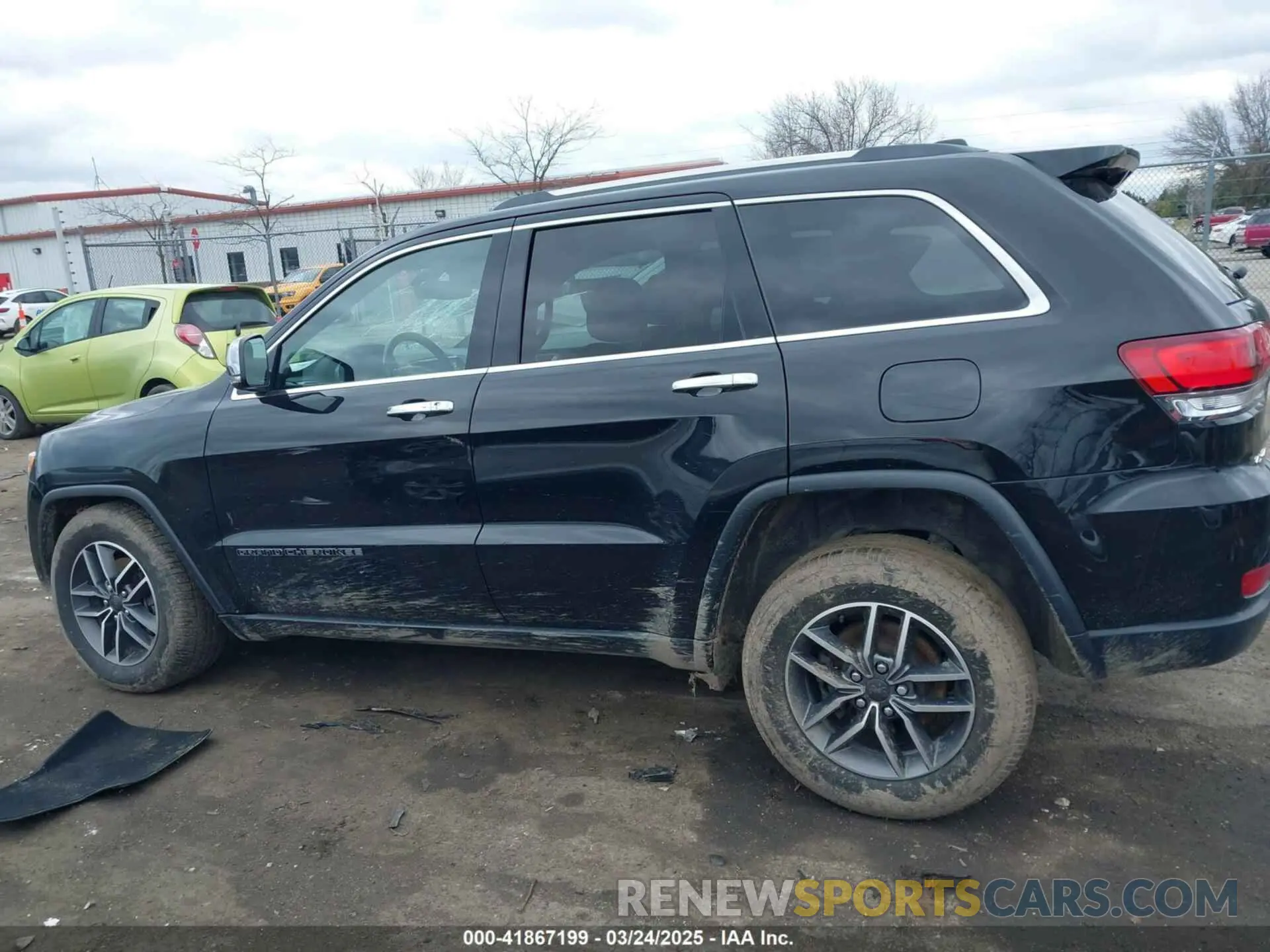 14 Photograph of a damaged car 1C4RJFBG2LC390135 JEEP GRAND CHEROKEE 2020