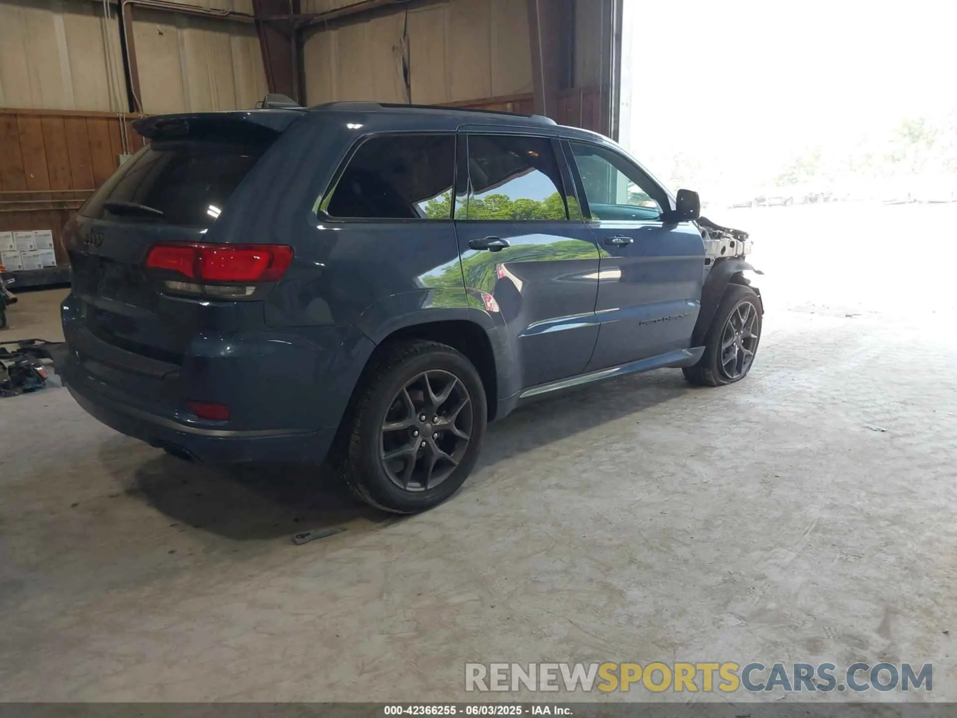 4 Photograph of a damaged car 1C4RJFBG2LC420413 JEEP GRAND CHEROKEE 2020