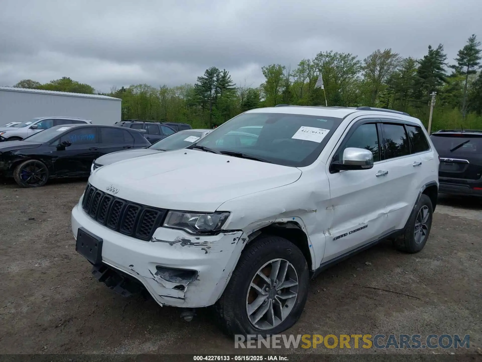2 Photograph of a damaged car 1C4RJFBG3LC100954 JEEP GRAND CHEROKEE 2020
