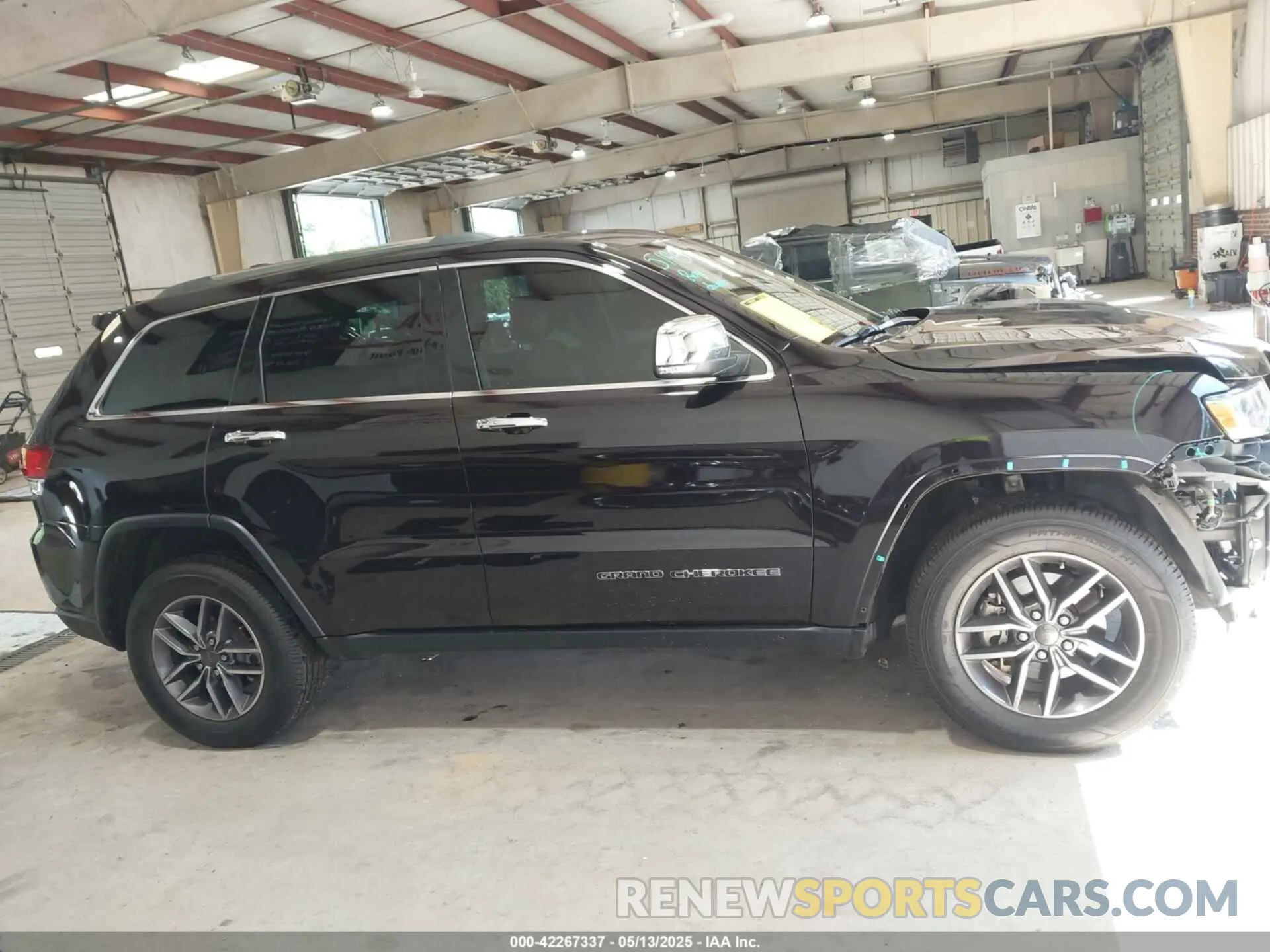 14 Photograph of a damaged car 1C4RJFBG3LC116667 JEEP GRAND CHEROKEE 2020