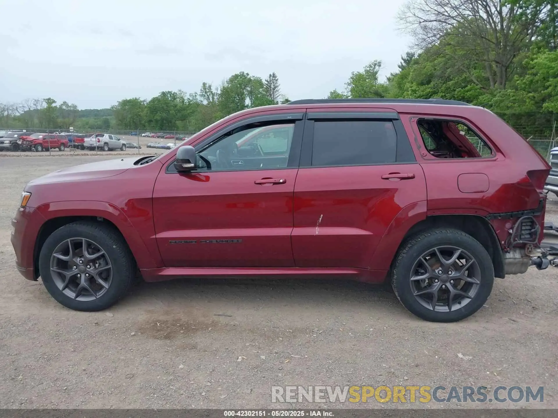 15 Photograph of a damaged car 1C4RJFBG3LC359301 JEEP GRAND CHEROKEE 2020