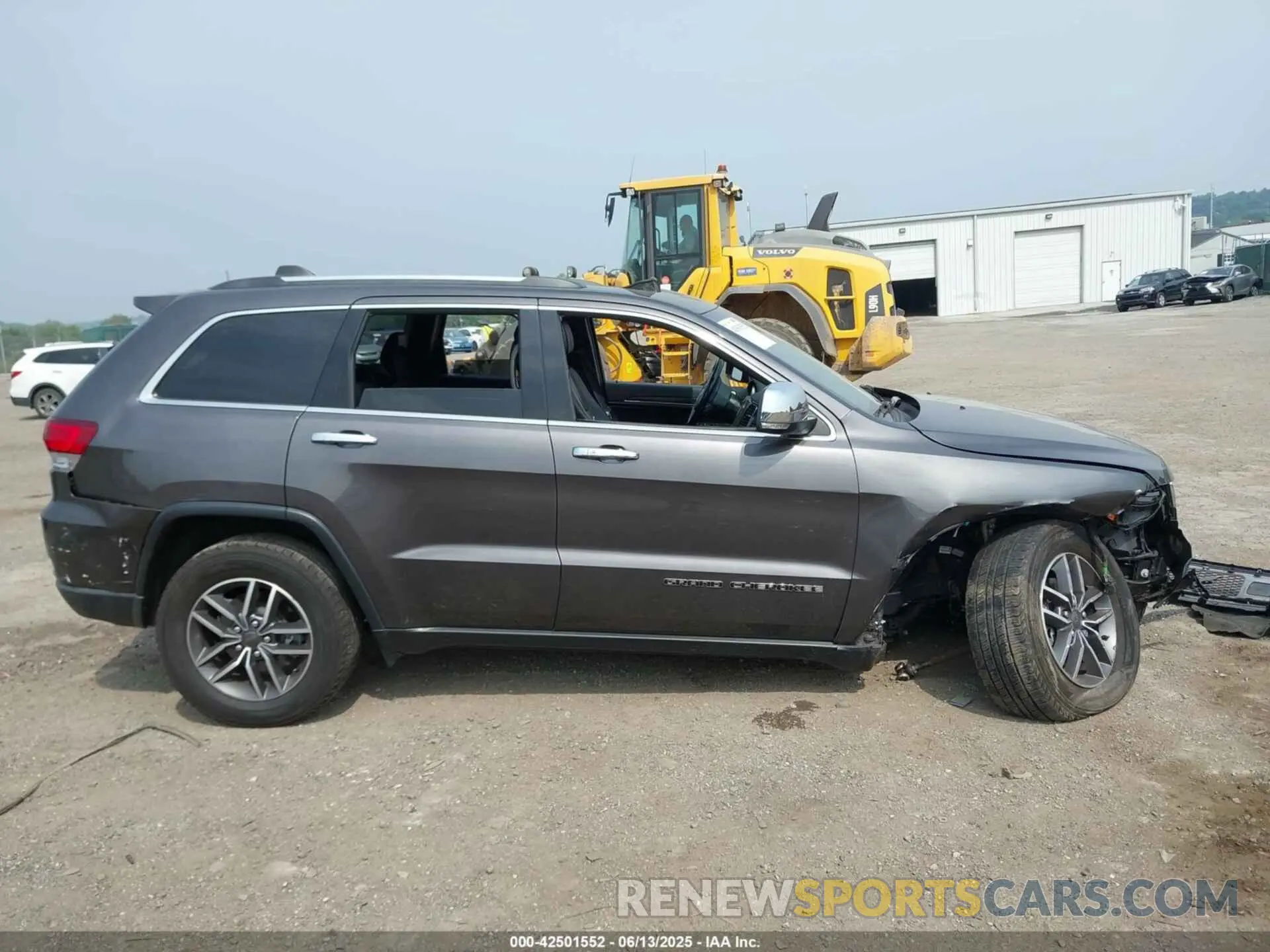 12 Photograph of a damaged car 1C4RJFBG3LC427063 JEEP GRAND CHEROKEE 2020