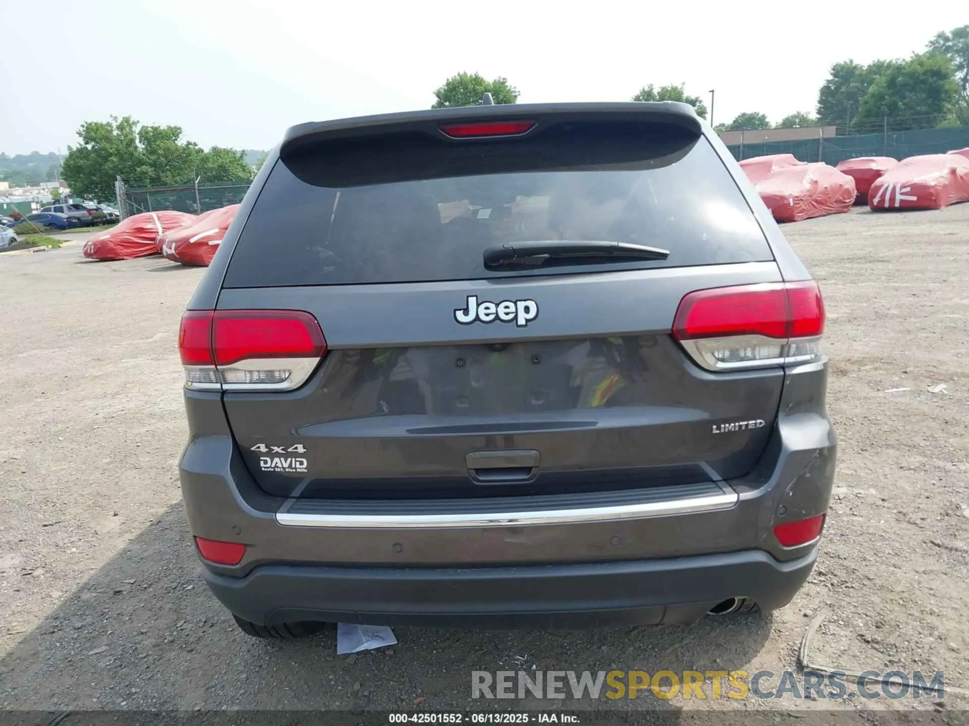 15 Photograph of a damaged car 1C4RJFBG3LC427063 JEEP GRAND CHEROKEE 2020