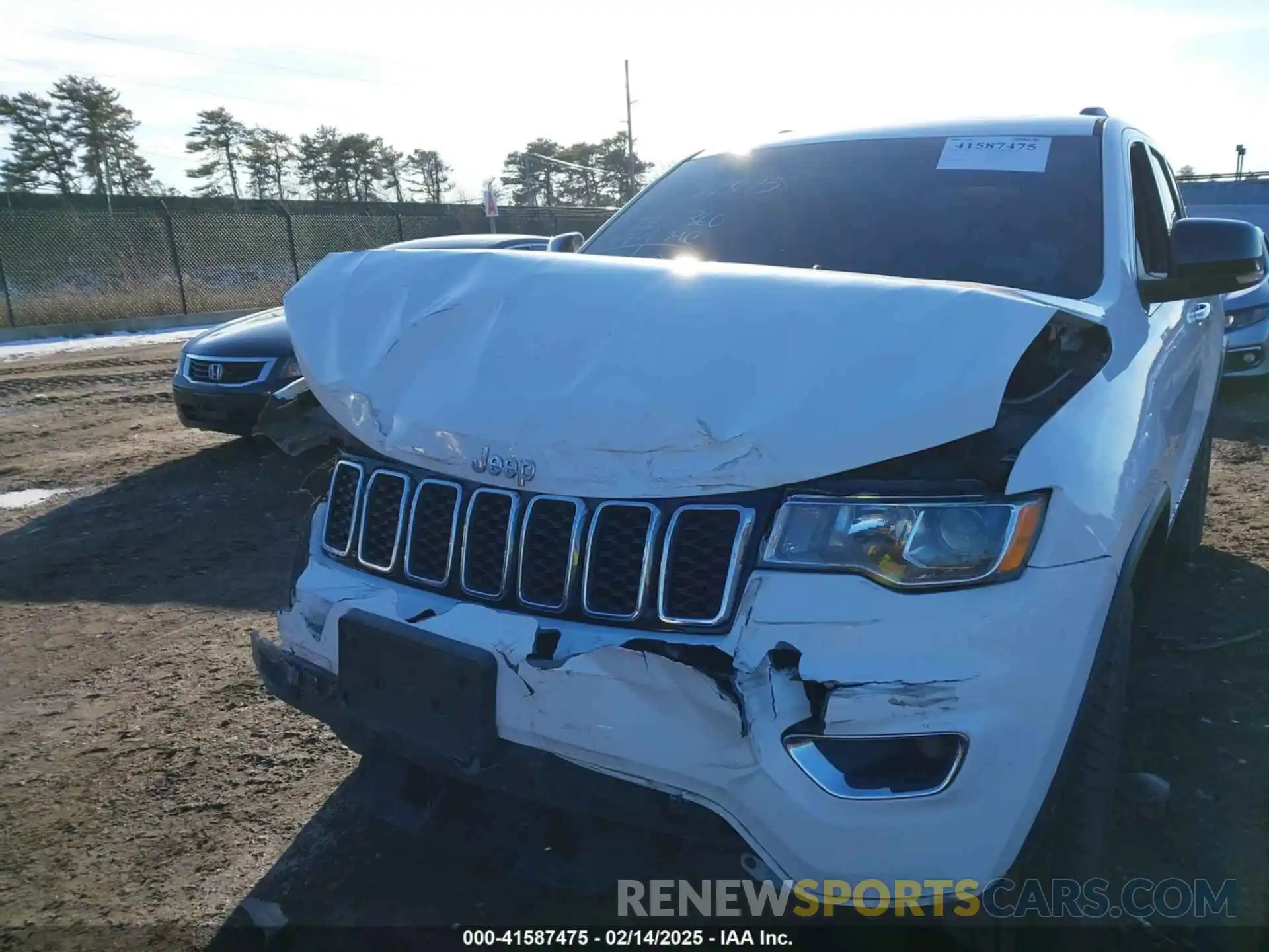 6 Photograph of a damaged car 1C4RJFBG4LC100803 JEEP GRAND CHEROKEE 2020