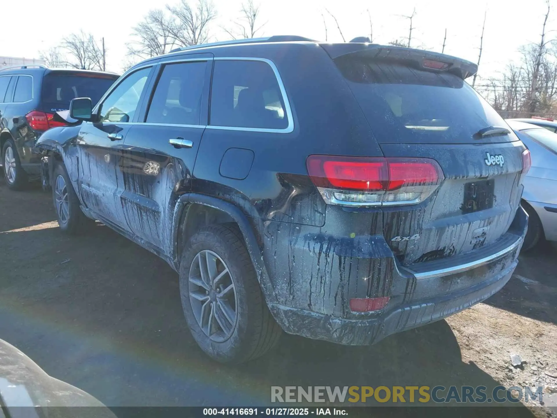 3 Photograph of a damaged car 1C4RJFBG4LC263810 JEEP GRAND CHEROKEE 2020