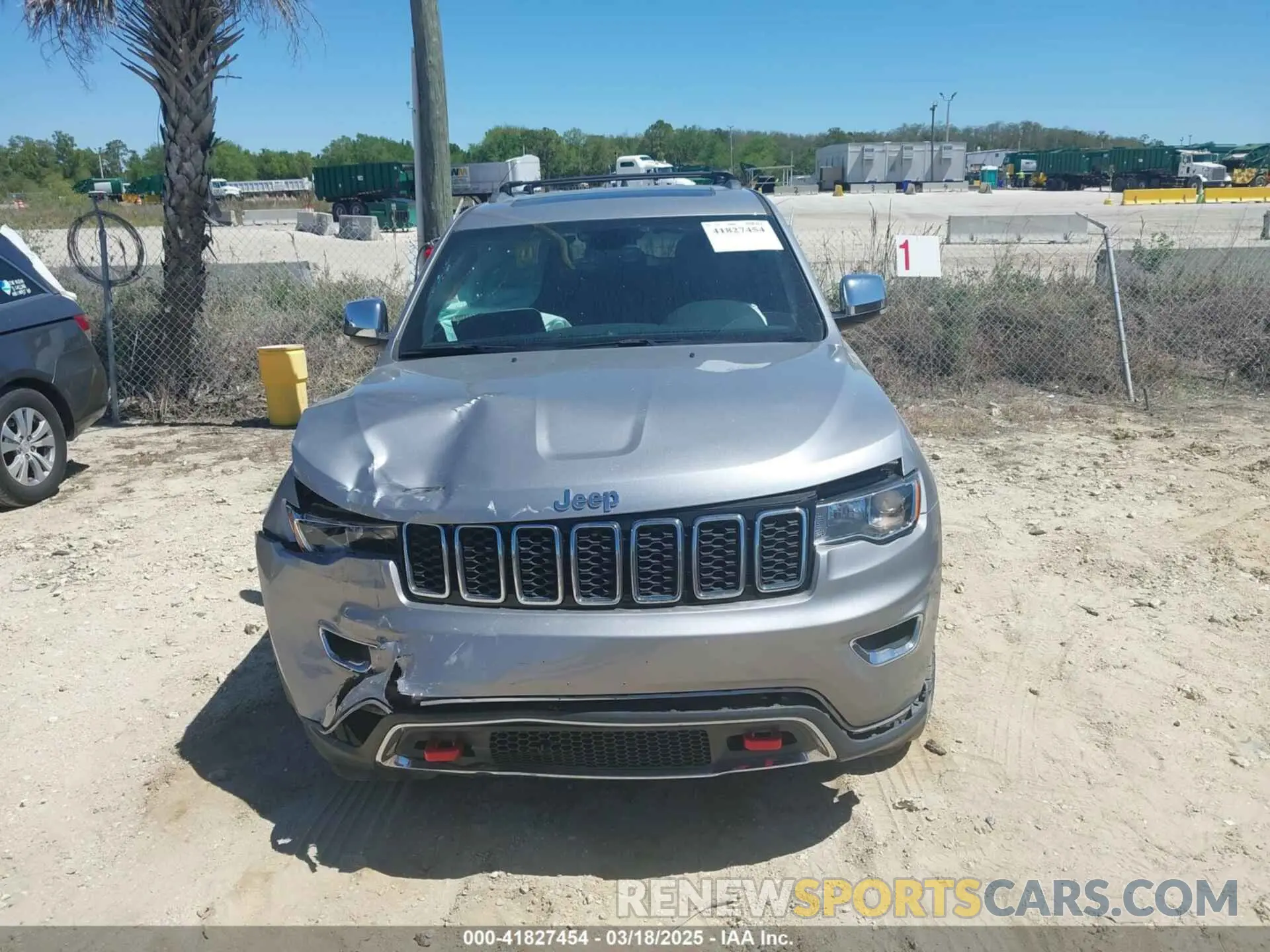 12 Photograph of a damaged car 1C4RJFBG5LC148939 JEEP GRAND CHEROKEE 2020