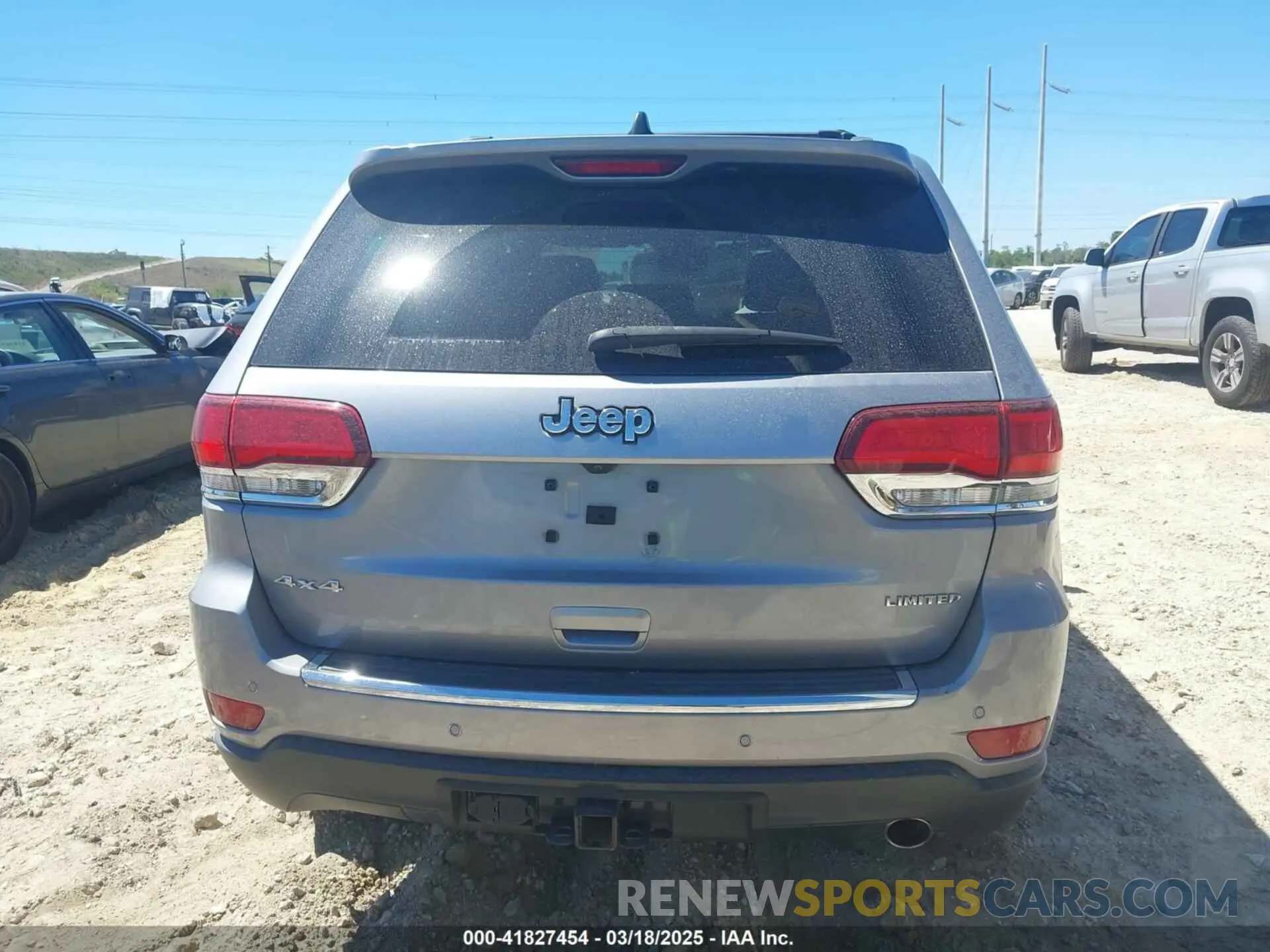 16 Photograph of a damaged car 1C4RJFBG5LC148939 JEEP GRAND CHEROKEE 2020