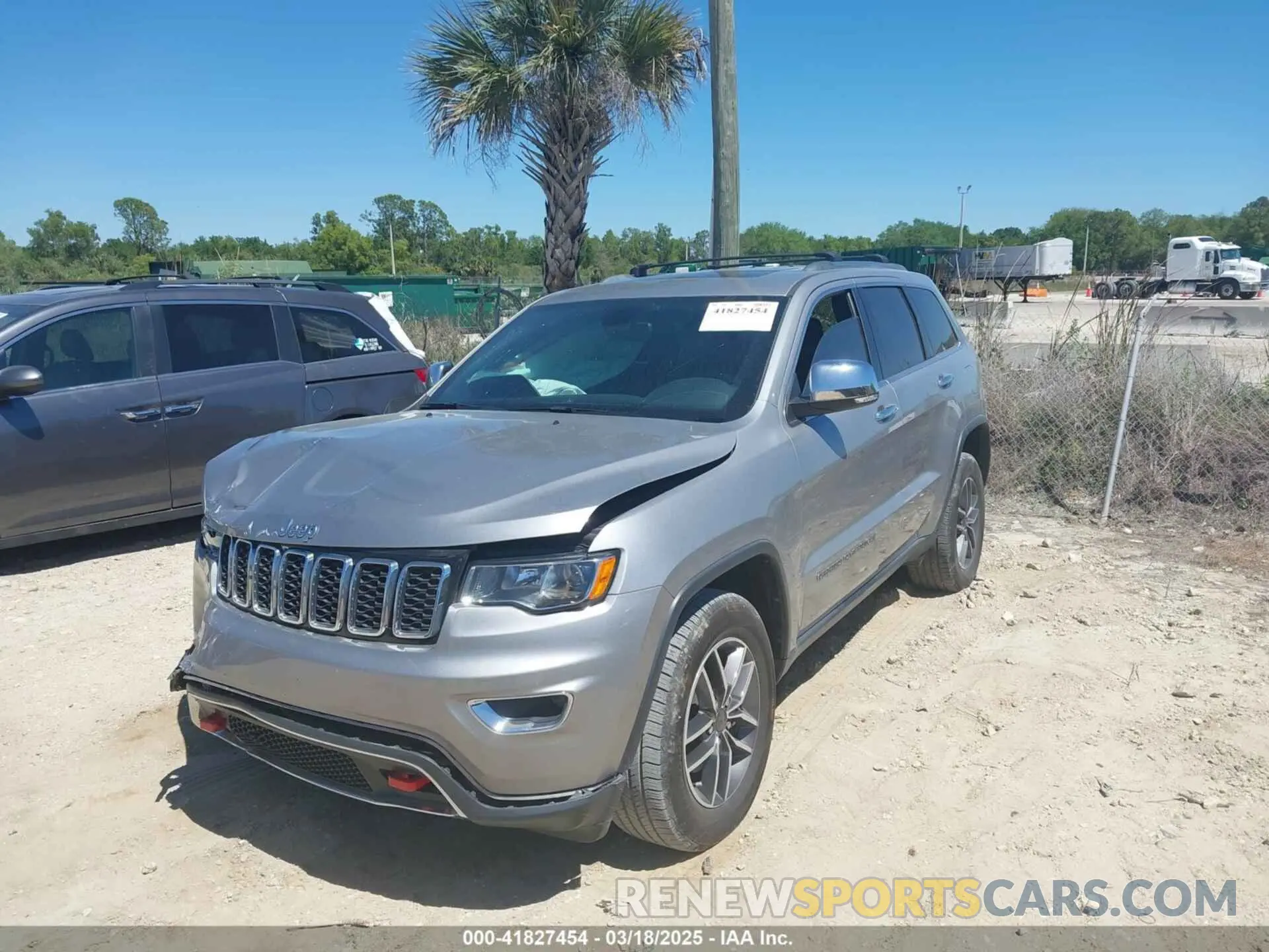 2 Photograph of a damaged car 1C4RJFBG5LC148939 JEEP GRAND CHEROKEE 2020