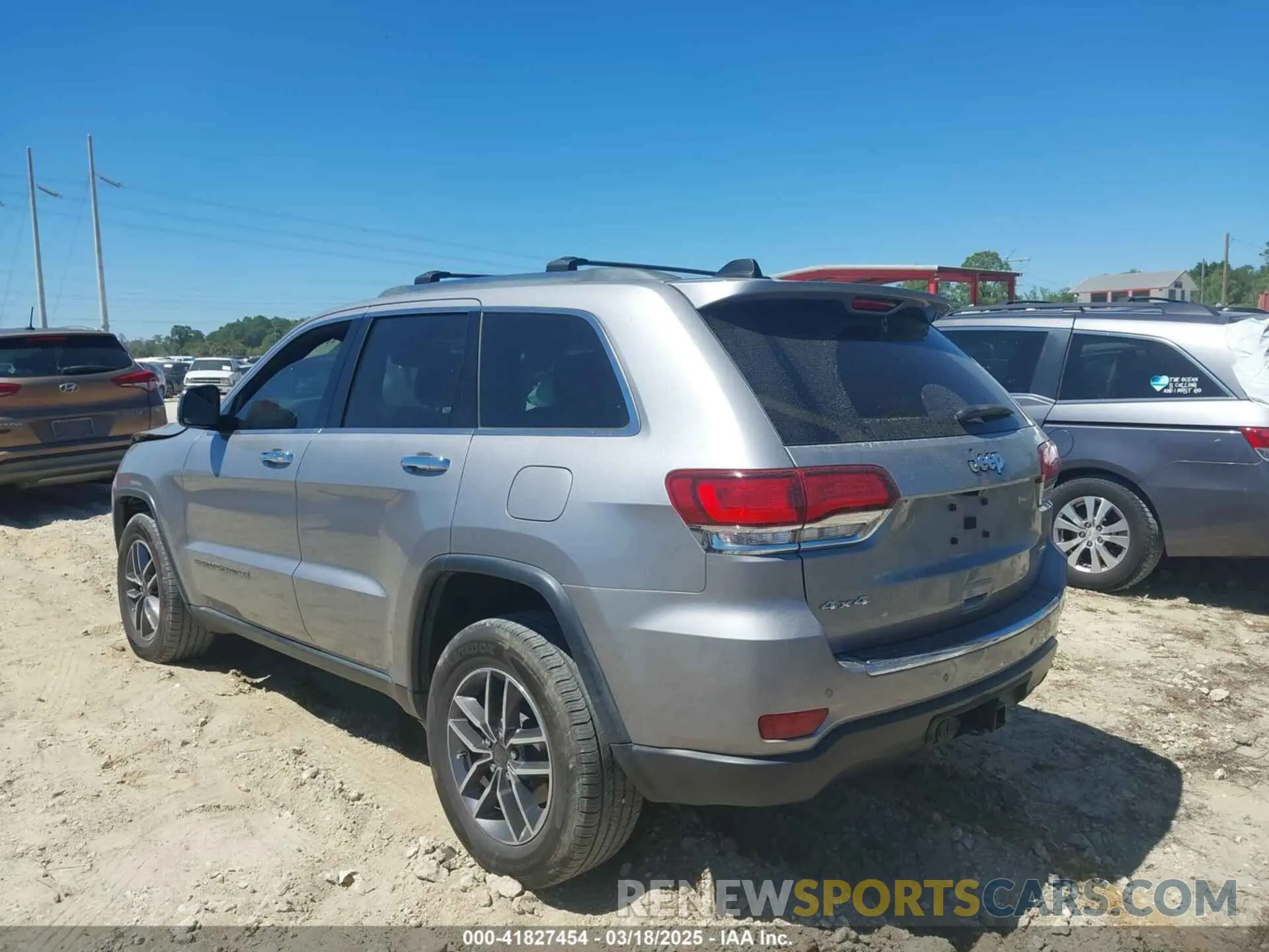 3 Photograph of a damaged car 1C4RJFBG5LC148939 JEEP GRAND CHEROKEE 2020