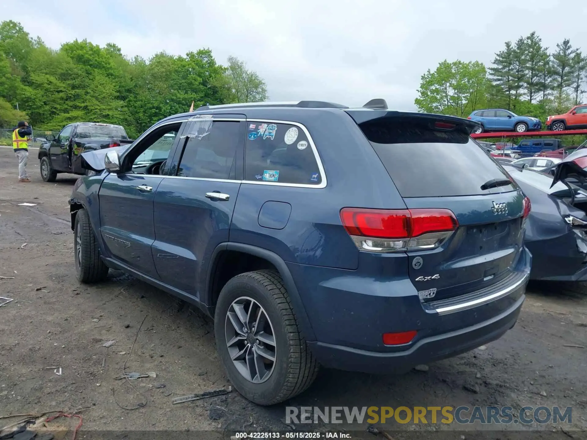 3 Photograph of a damaged car 1C4RJFBG5LC218505 JEEP GRAND CHEROKEE 2020