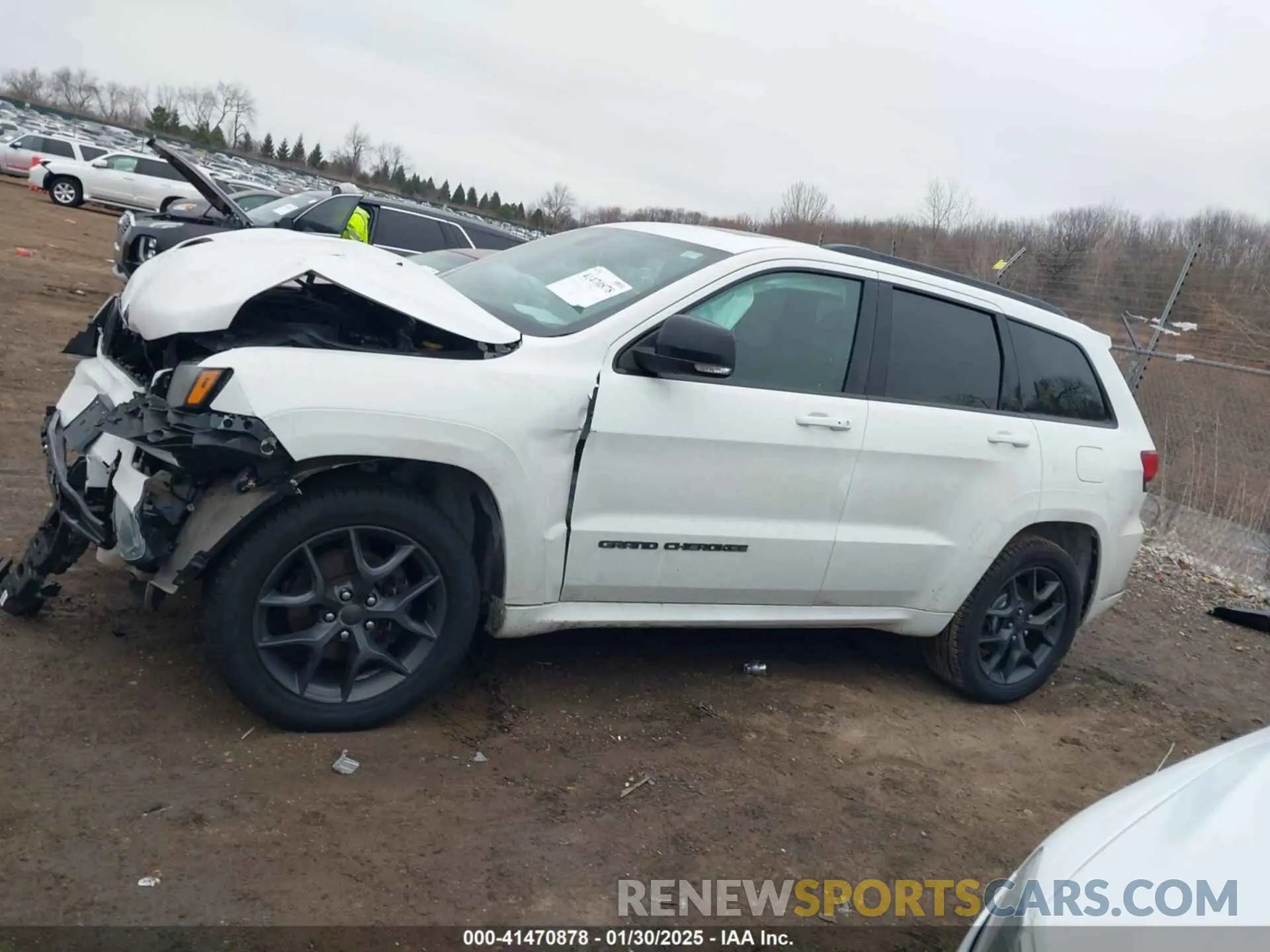 14 Photograph of a damaged car 1C4RJFBG5LC273259 JEEP GRAND CHEROKEE 2020