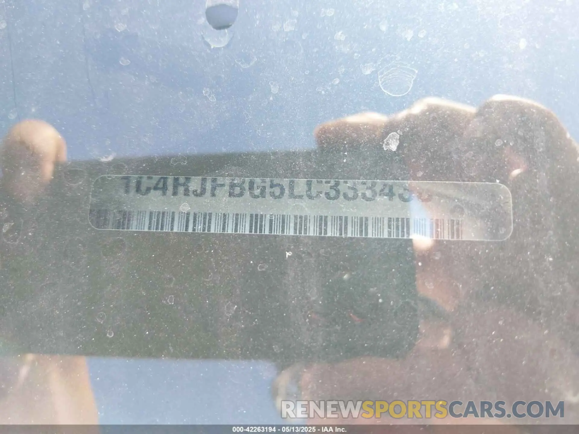 9 Photograph of a damaged car 1C4RJFBG5LC333430 JEEP GRAND CHEROKEE 2020