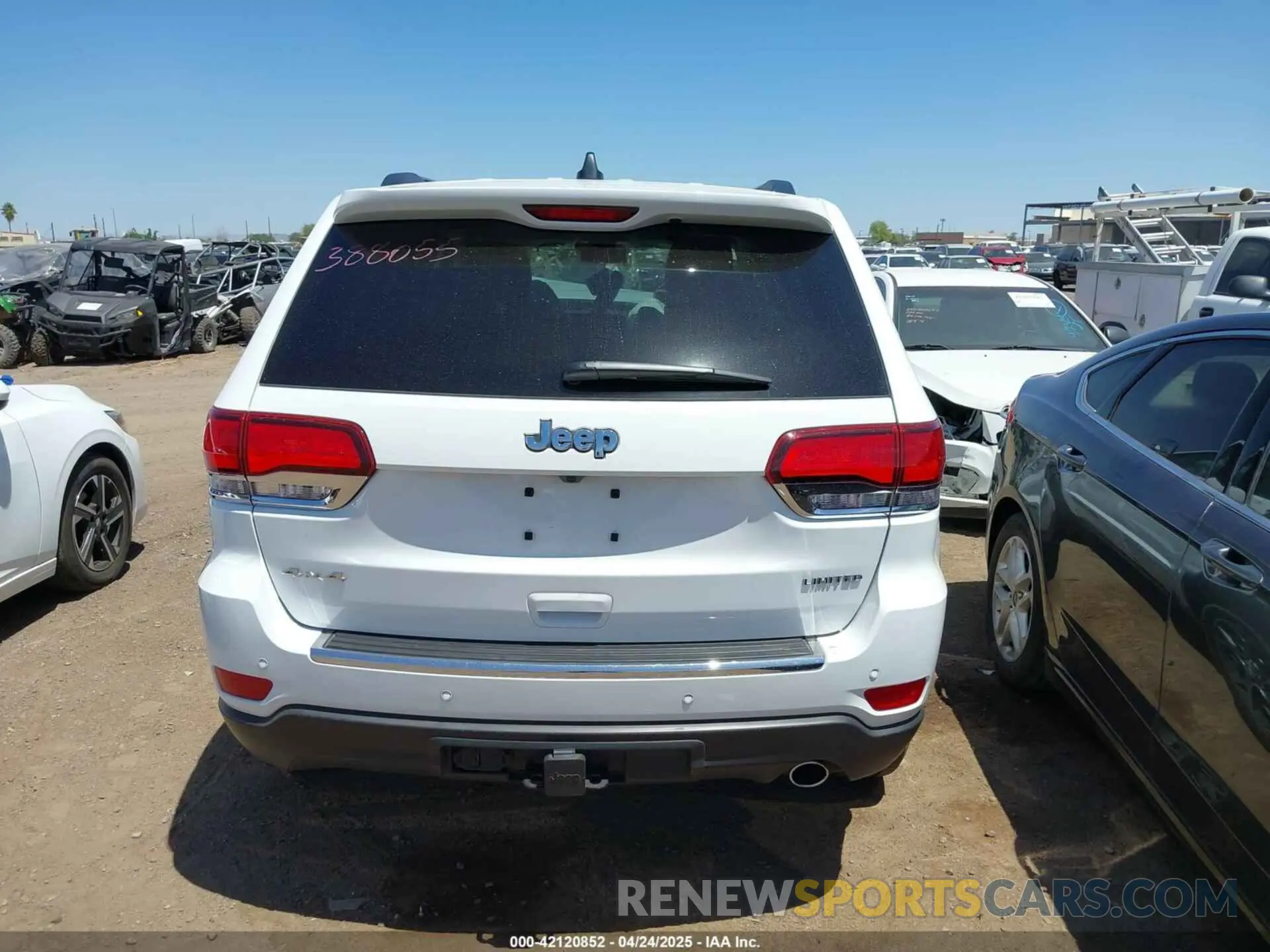 16 Photograph of a damaged car 1C4RJFBG5LC388055 JEEP GRAND CHEROKEE 2020