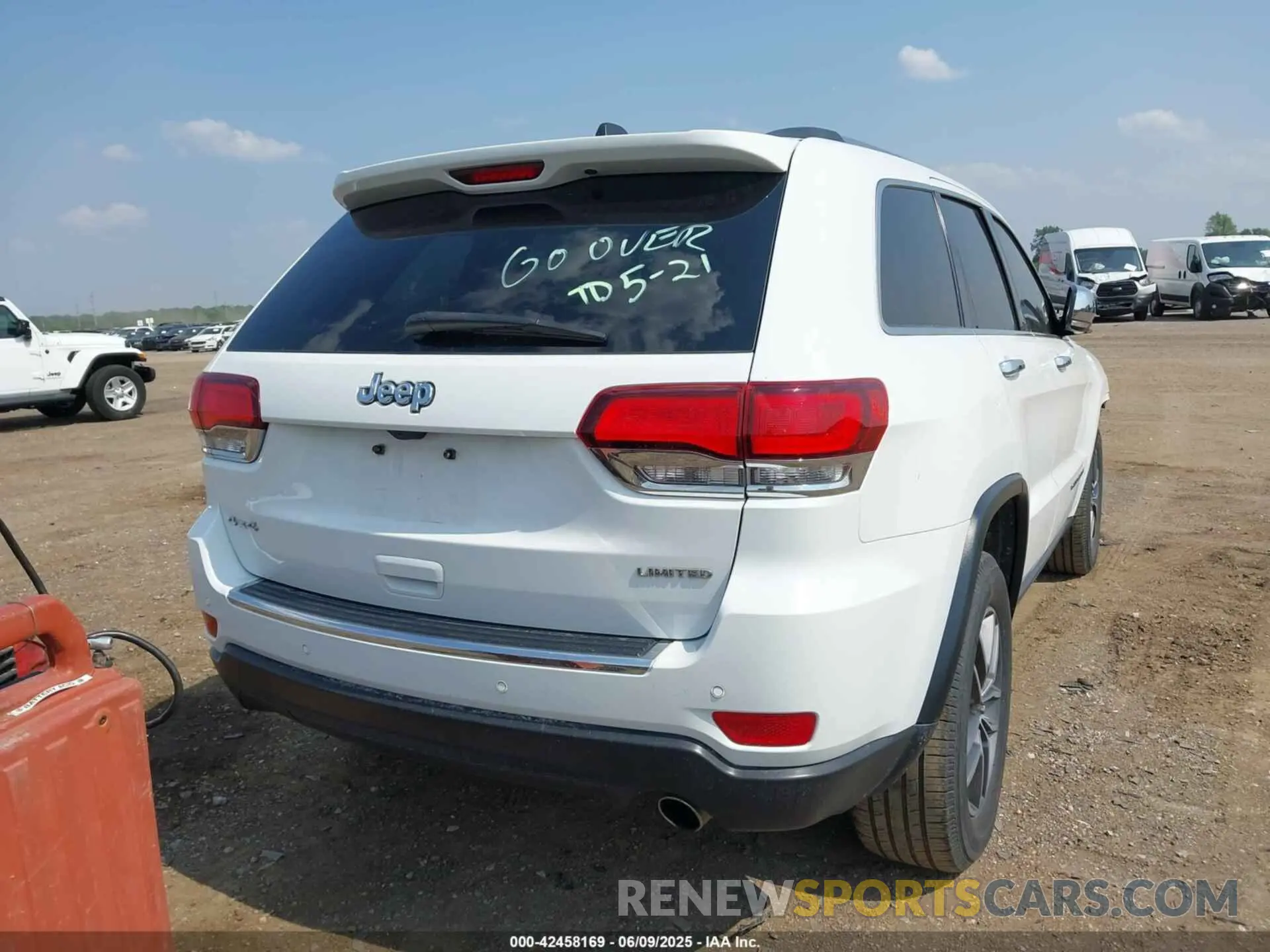 16 Photograph of a damaged car 1C4RJFBG6LC138906 JEEP GRAND CHEROKEE 2020