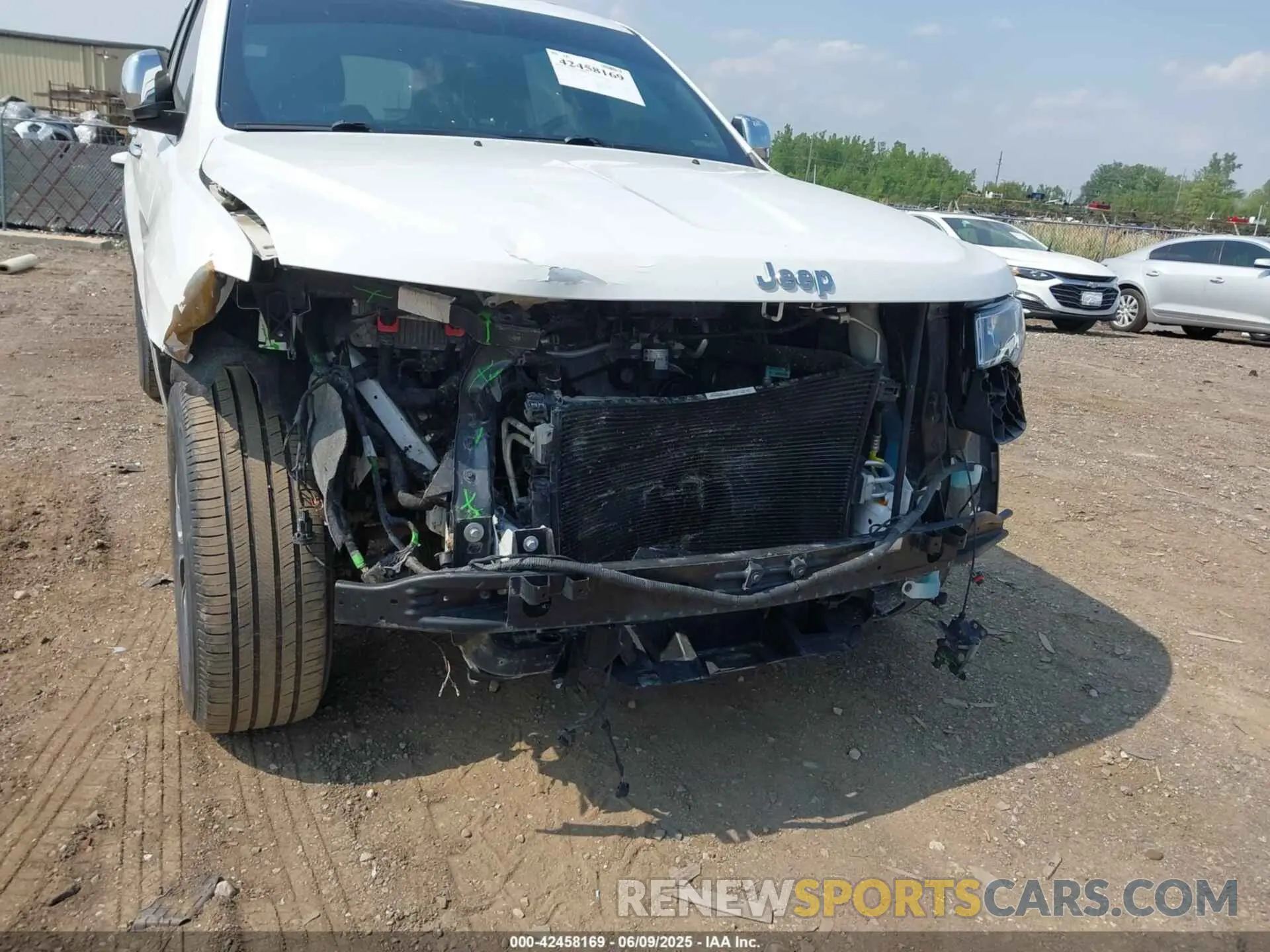 6 Photograph of a damaged car 1C4RJFBG6LC138906 JEEP GRAND CHEROKEE 2020