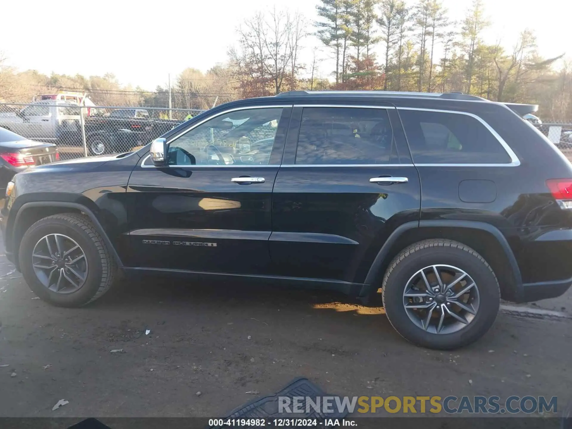 14 Photograph of a damaged car 1C4RJFBG6LC177303 JEEP GRAND CHEROKEE 2020