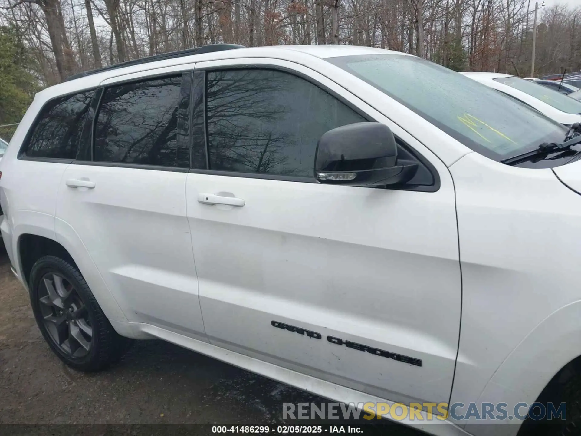 13 Photograph of a damaged car 1C4RJFBG6LC280382 JEEP GRAND CHEROKEE 2020