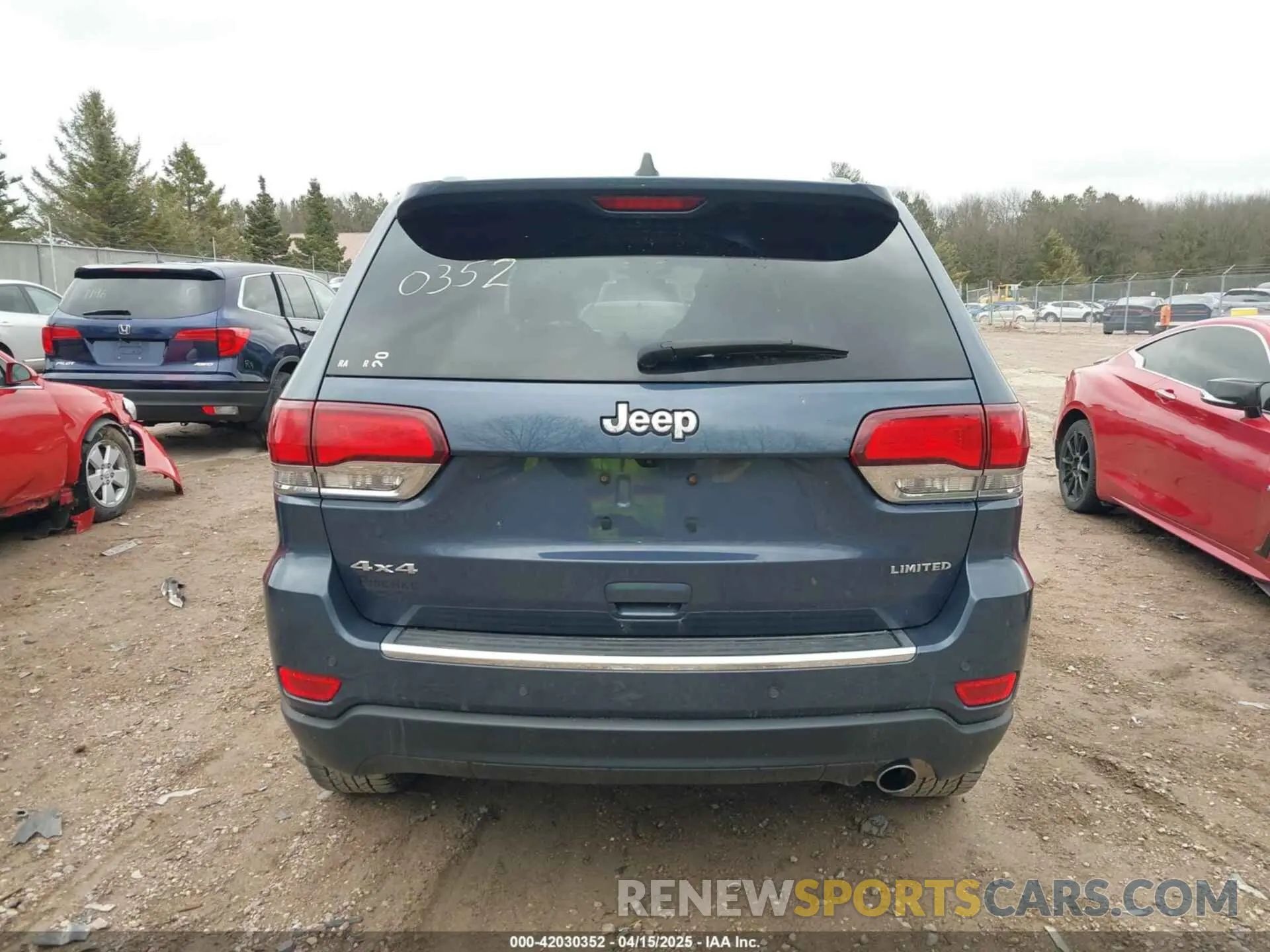 16 Photograph of a damaged car 1C4RJFBG6LC416672 JEEP GRAND CHEROKEE 2020