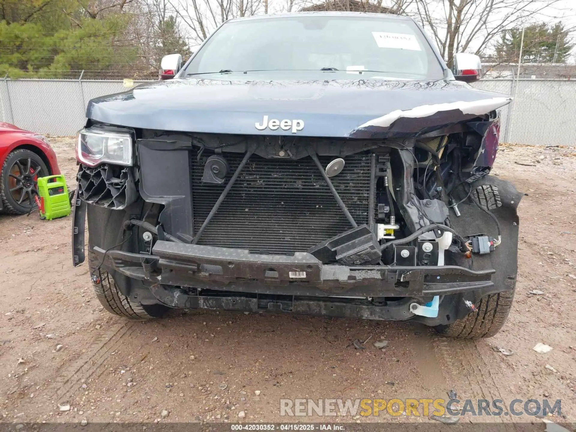 19 Photograph of a damaged car 1C4RJFBG6LC416672 JEEP GRAND CHEROKEE 2020