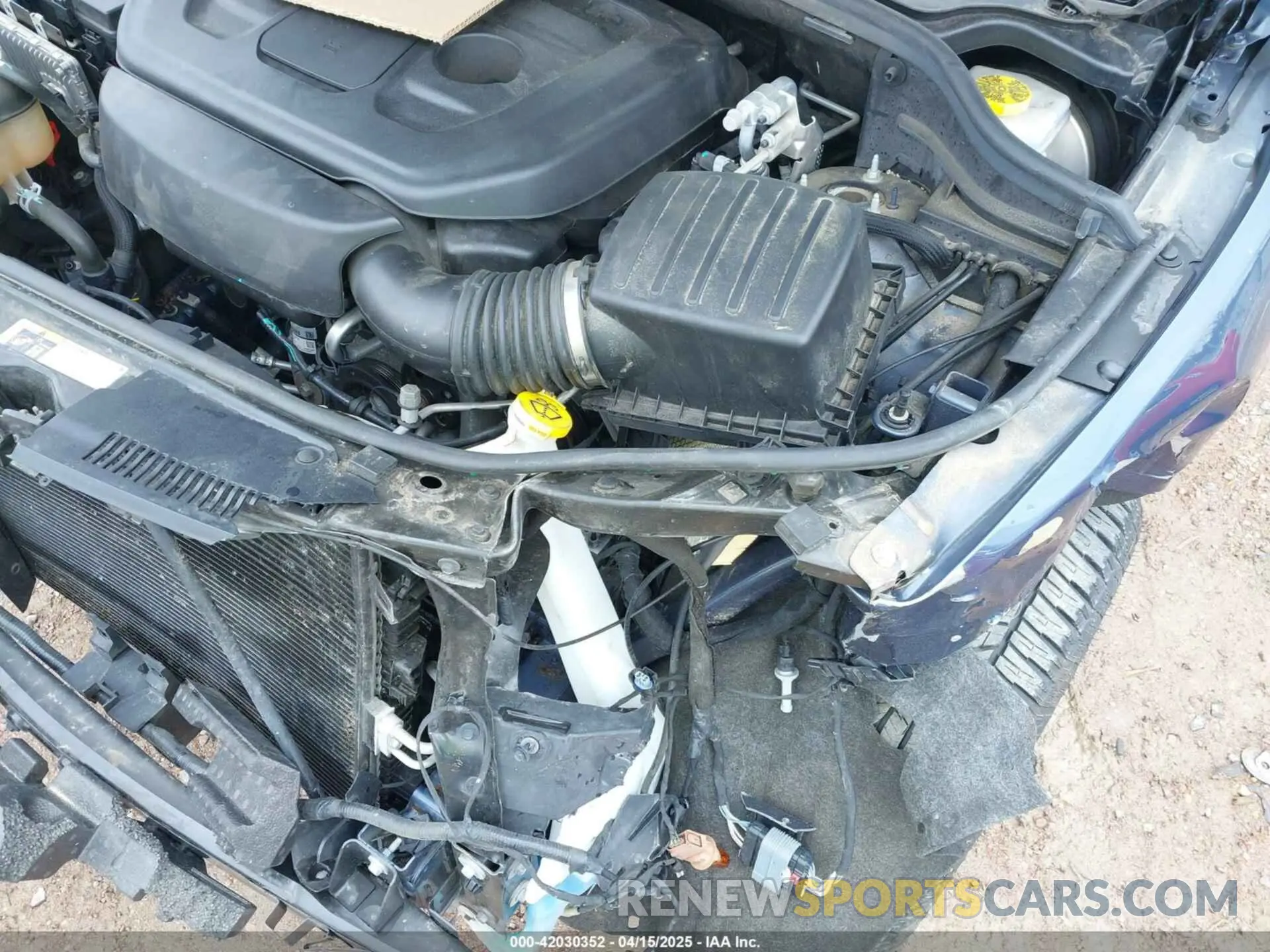 6 Photograph of a damaged car 1C4RJFBG6LC416672 JEEP GRAND CHEROKEE 2020