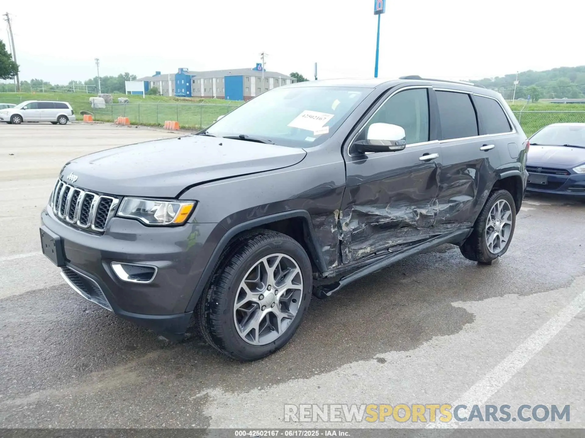 2 Photograph of a damaged car 1C4RJFBG7LC232518 JEEP GRAND CHEROKEE 2020