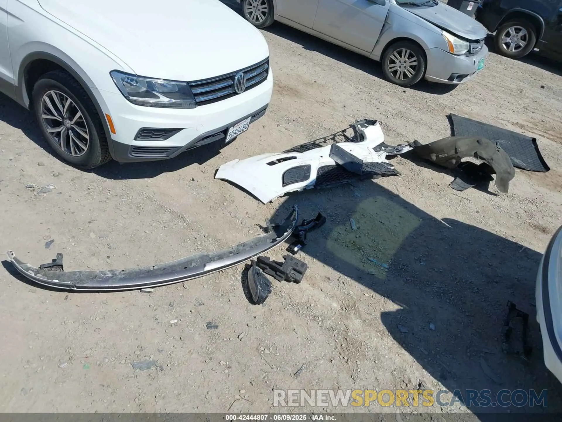 11 Photograph of a damaged car 1C4RJFBG7LC277104 JEEP GRAND CHEROKEE 2020