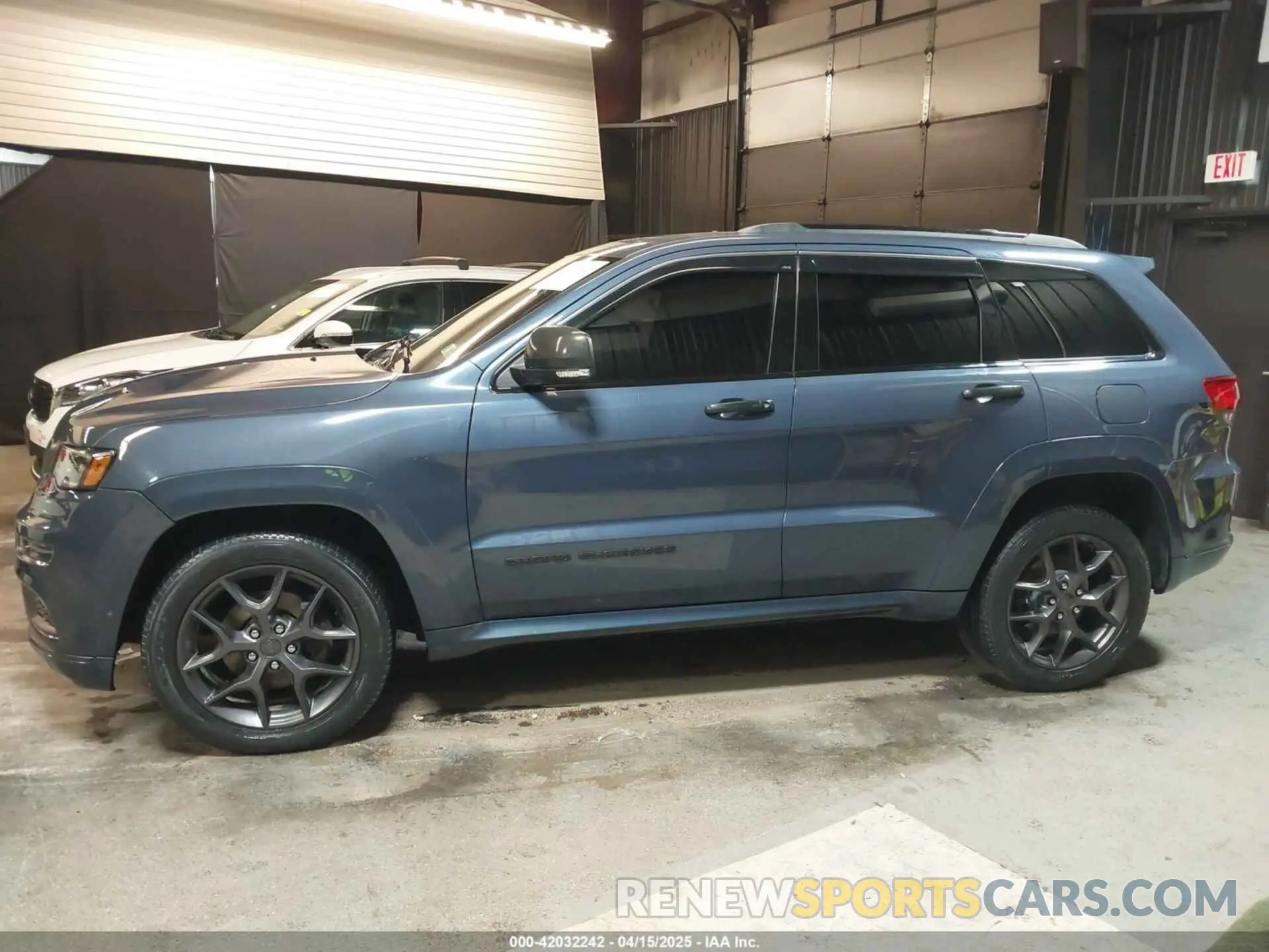 15 Photograph of a damaged car 1C4RJFBG8LC302740 JEEP GRAND CHEROKEE 2020