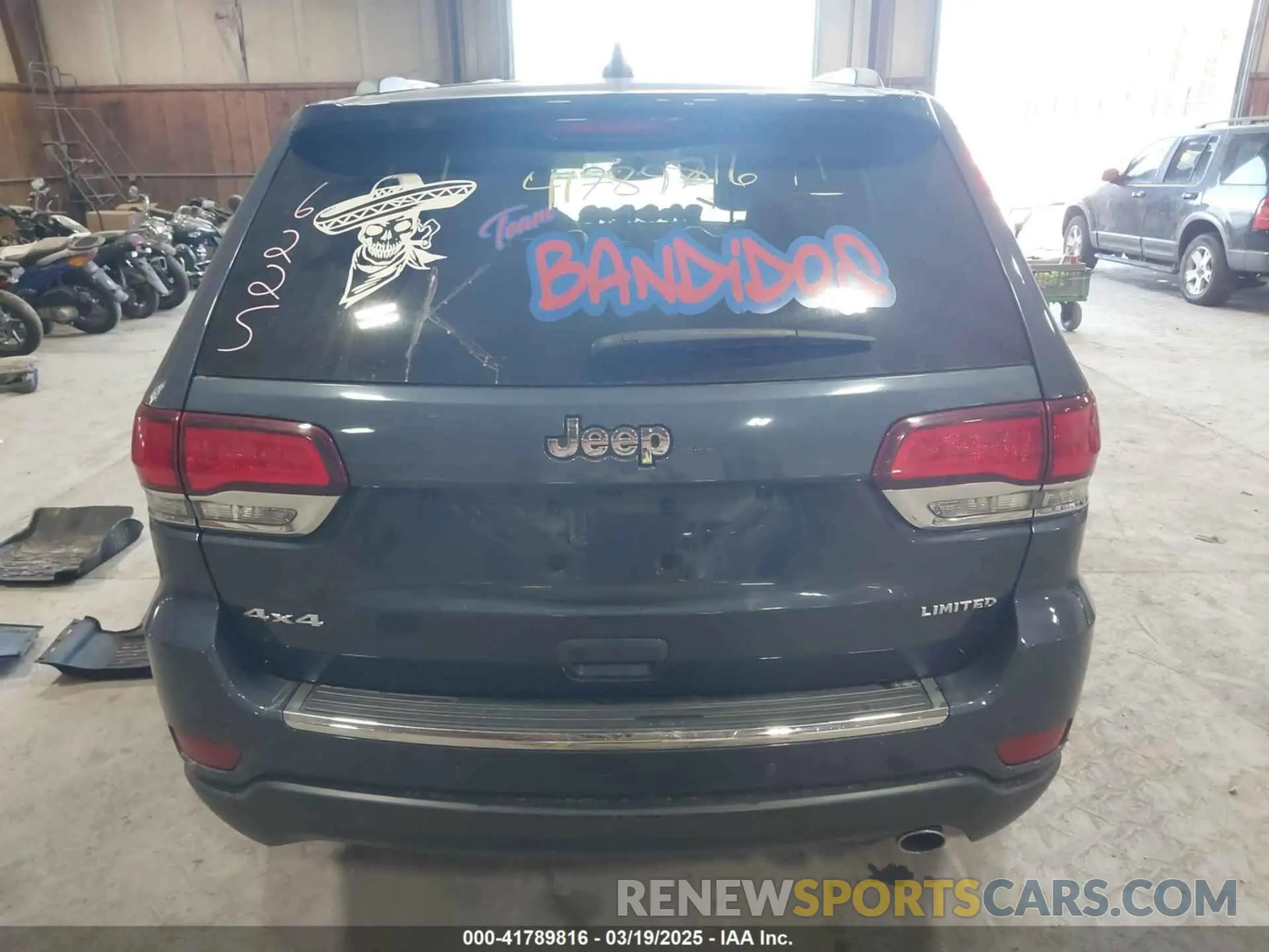 16 Photograph of a damaged car 1C4RJFBG8LC336225 JEEP GRAND CHEROKEE 2020