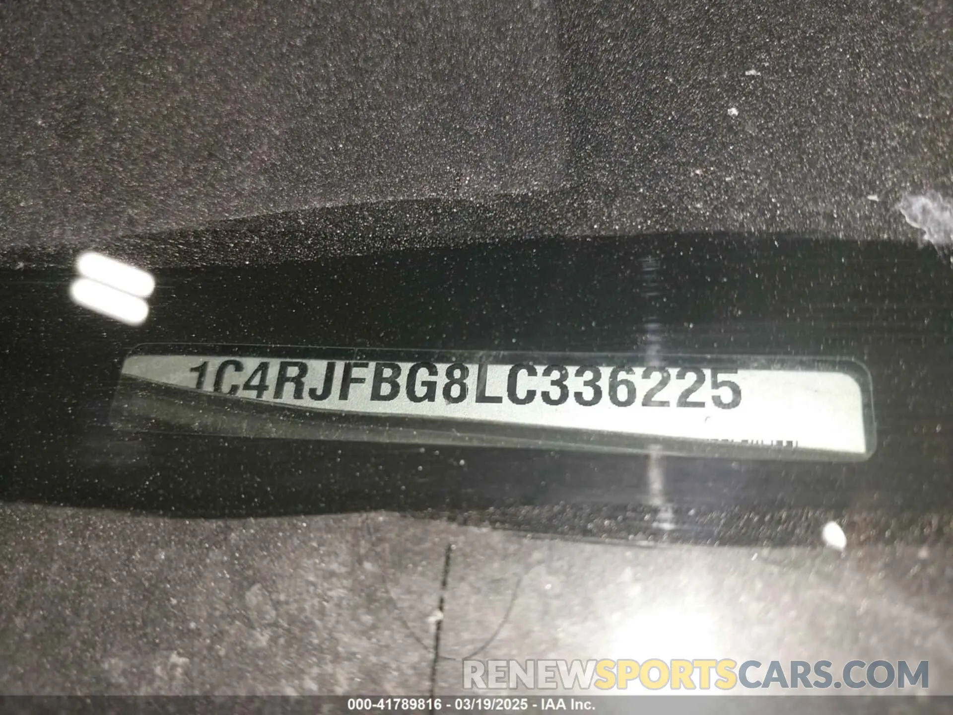 9 Photograph of a damaged car 1C4RJFBG8LC336225 JEEP GRAND CHEROKEE 2020