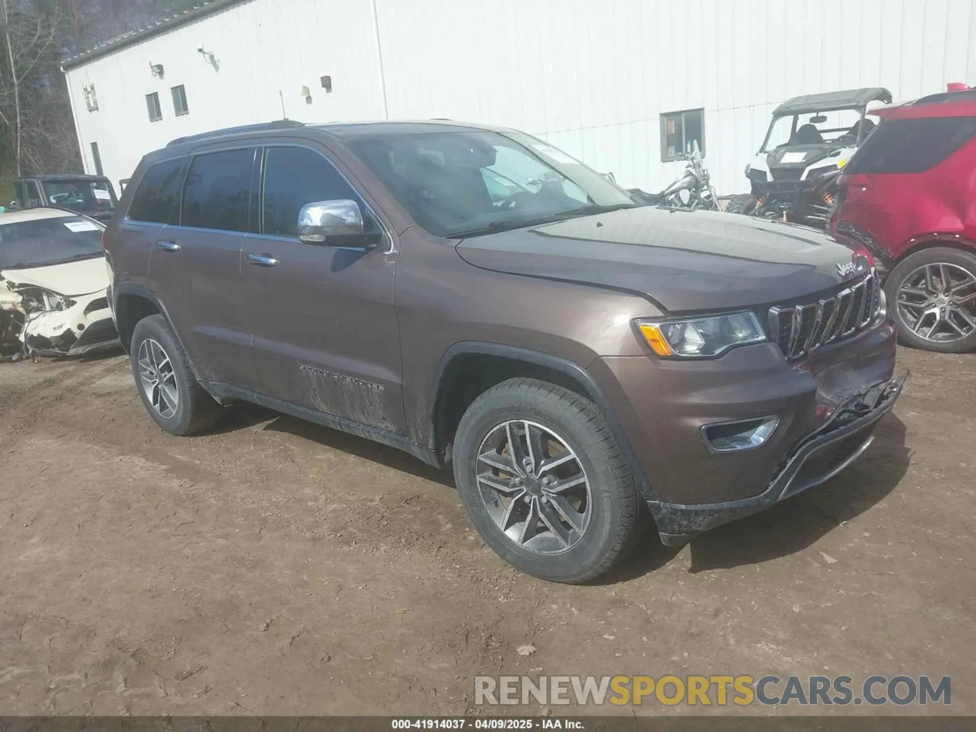 1 Photograph of a damaged car 1C4RJFBG8LC389152 JEEP GRAND CHEROKEE 2020