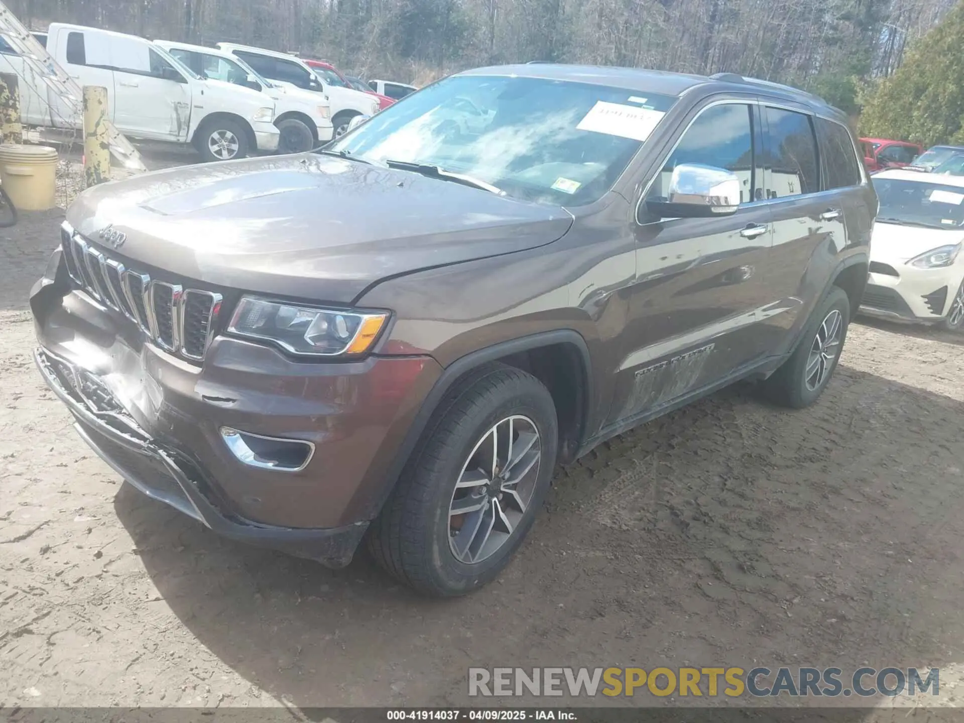 2 Photograph of a damaged car 1C4RJFBG8LC389152 JEEP GRAND CHEROKEE 2020