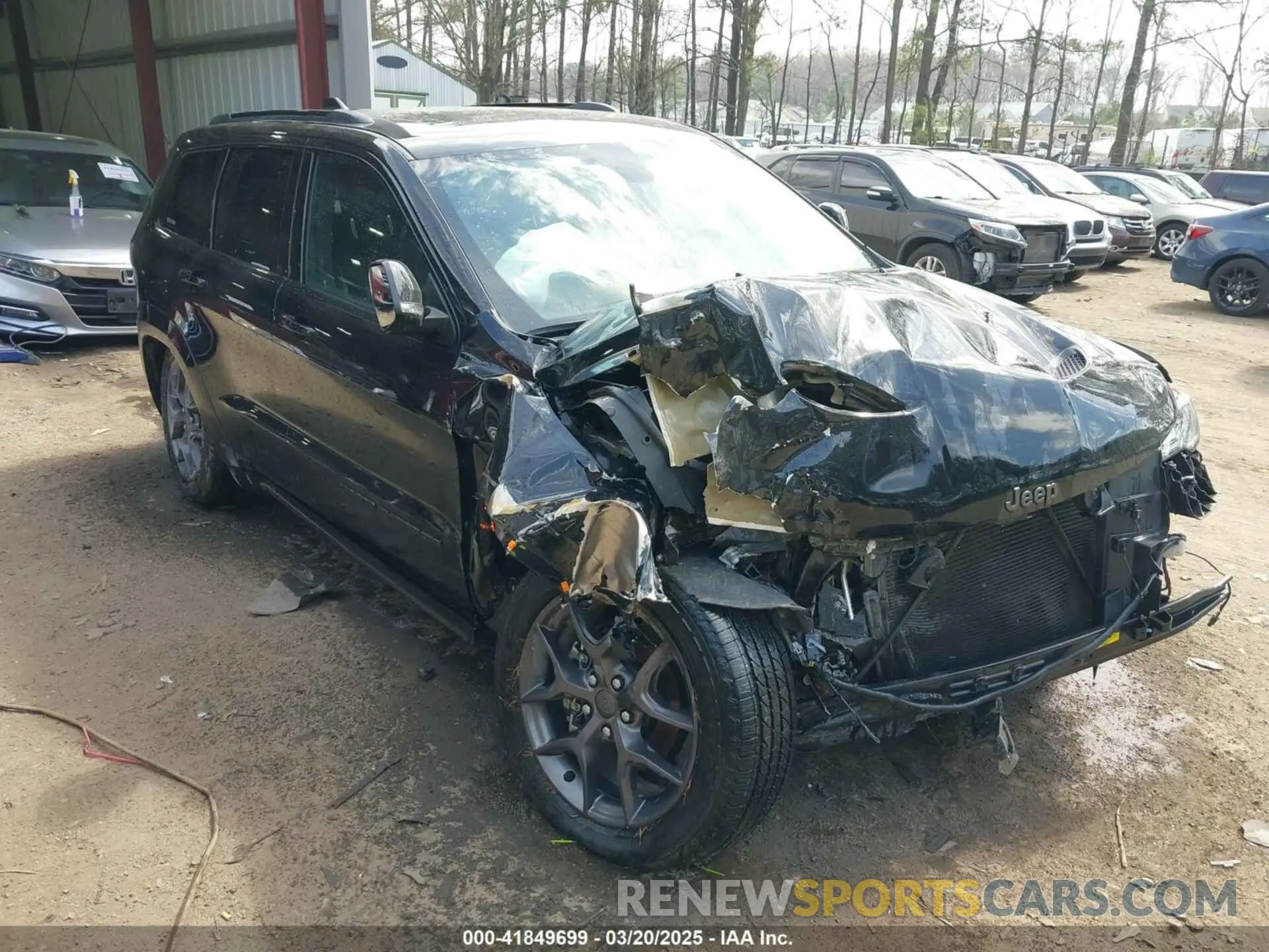 1 Photograph of a damaged car 1C4RJFBG9LC125986 JEEP GRAND CHEROKEE 2020
