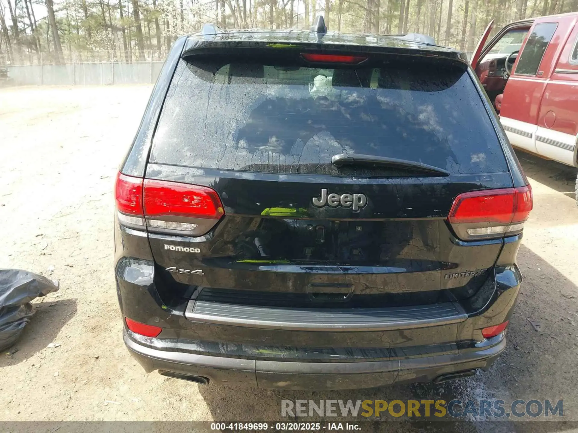 17 Photograph of a damaged car 1C4RJFBG9LC125986 JEEP GRAND CHEROKEE 2020