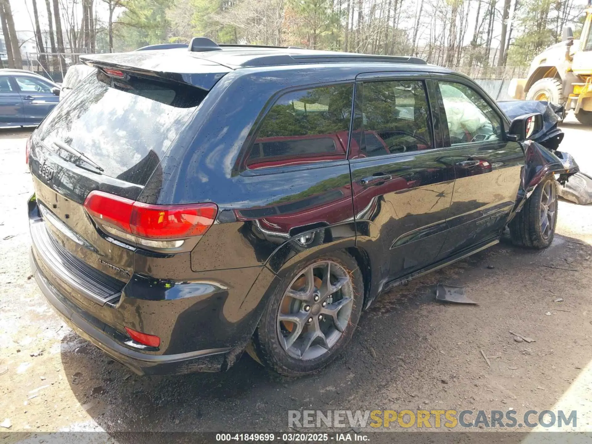 4 Photograph of a damaged car 1C4RJFBG9LC125986 JEEP GRAND CHEROKEE 2020