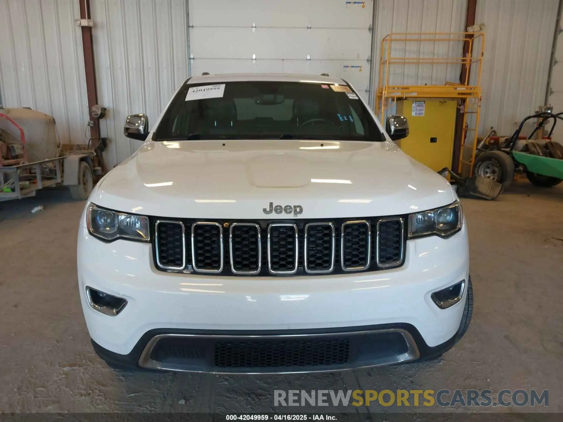 12 Photograph of a damaged car 1C4RJFBG9LC236103 JEEP GRAND CHEROKEE 2020