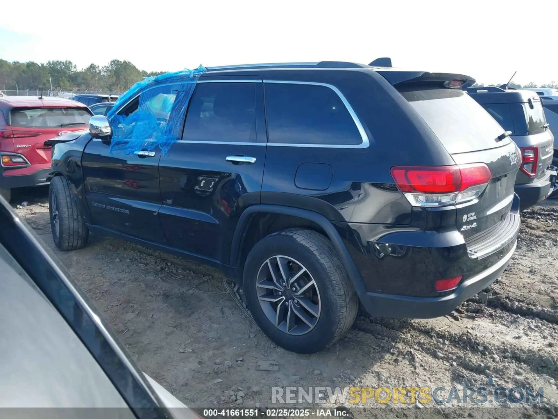 3 Photograph of a damaged car 1C4RJFBG9LC310507 JEEP GRAND CHEROKEE 2020