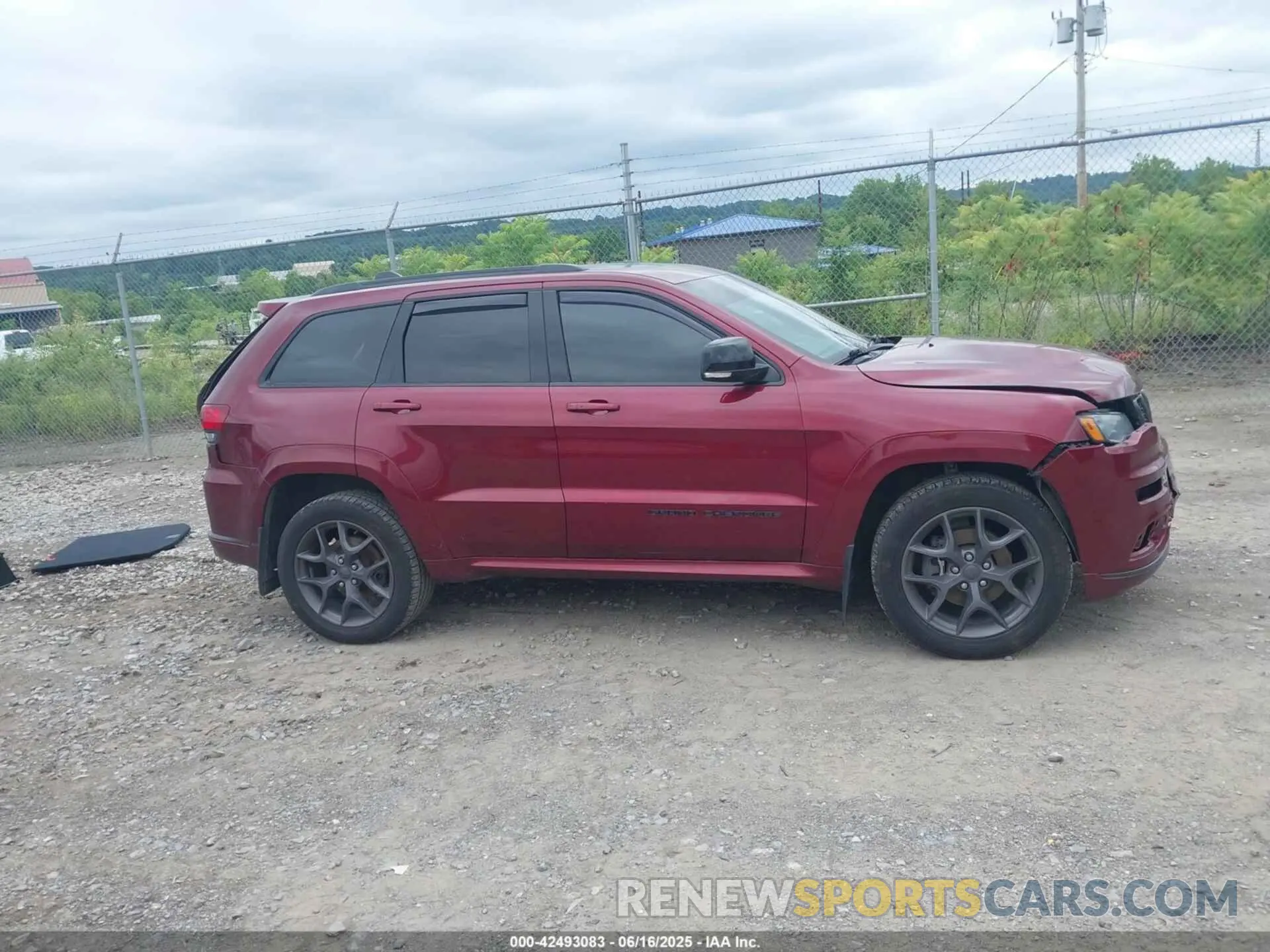 14 Photograph of a damaged car 1C4RJFBG9LC422420 JEEP GRAND CHEROKEE 2020