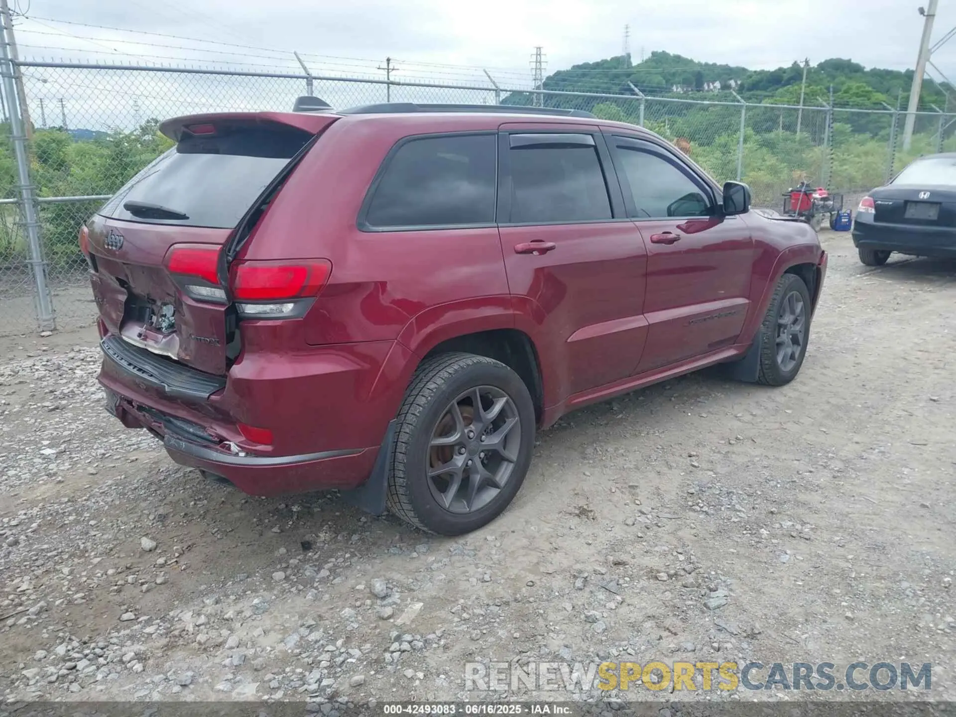 4 Photograph of a damaged car 1C4RJFBG9LC422420 JEEP GRAND CHEROKEE 2020