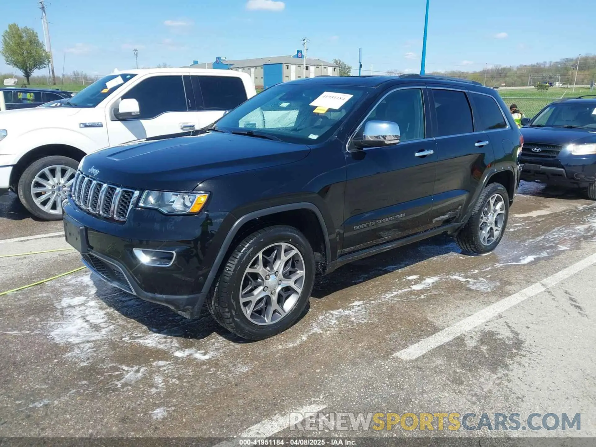 2 Photograph of a damaged car 1C4RJFBGXLC138441 JEEP GRAND CHEROKEE 2020