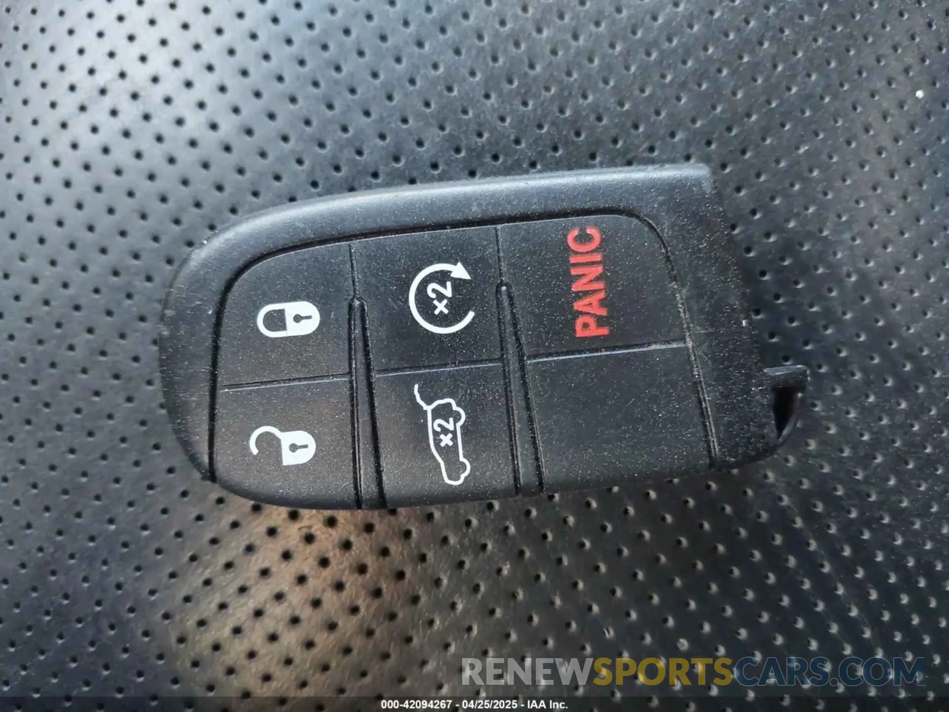 11 Photograph of a damaged car 1C4RJFBGXLC322505 JEEP GRAND CHEROKEE 2020