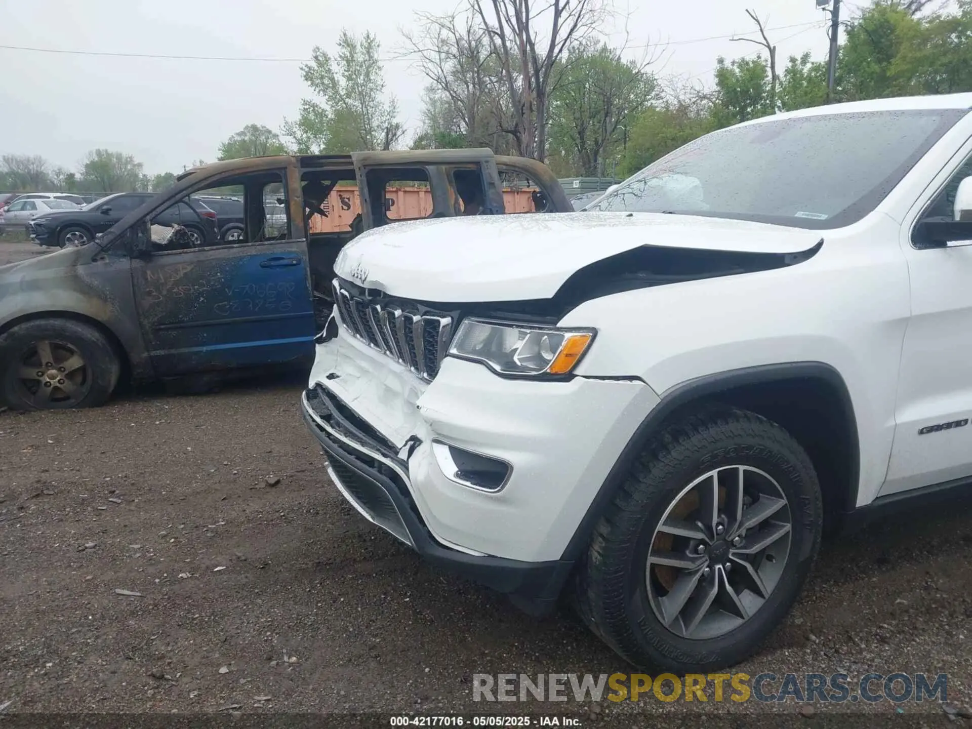6 Photograph of a damaged car 1C4RJFBGXLC344522 JEEP GRAND CHEROKEE 2020
