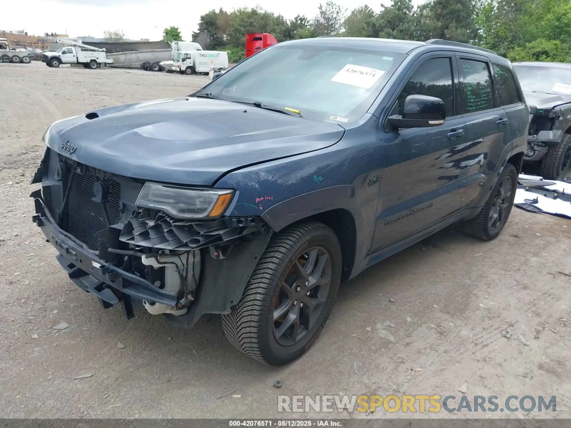 2 Photograph of a damaged car 1C4RJFBT4LC106890 JEEP GRAND CHEROKEE 2020