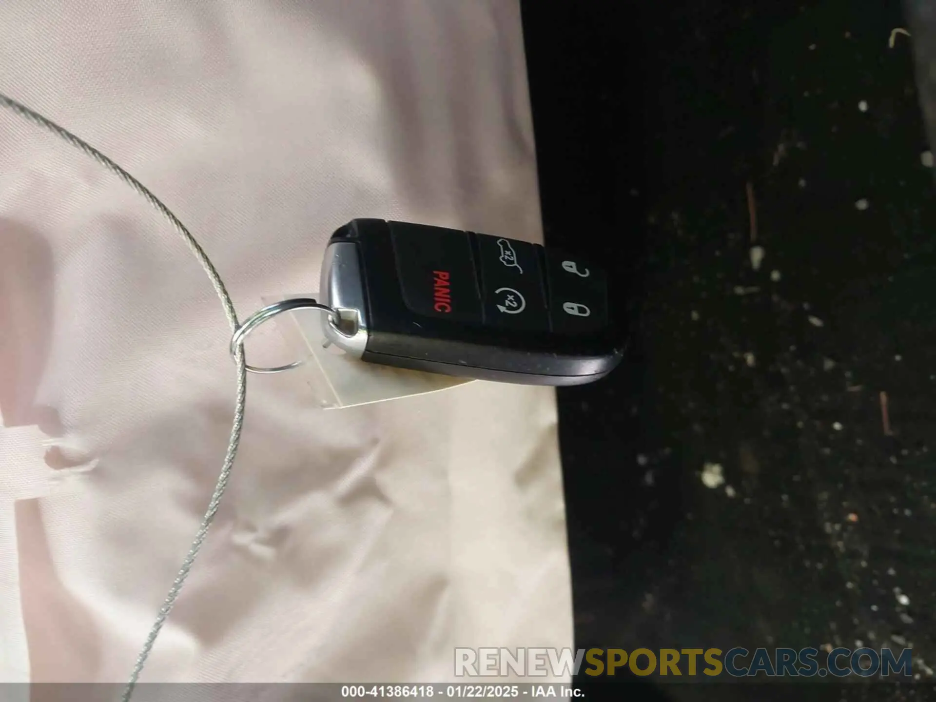 11 Photograph of a damaged car 1C4RJFCG4LC158425 JEEP GRAND CHEROKEE 2020