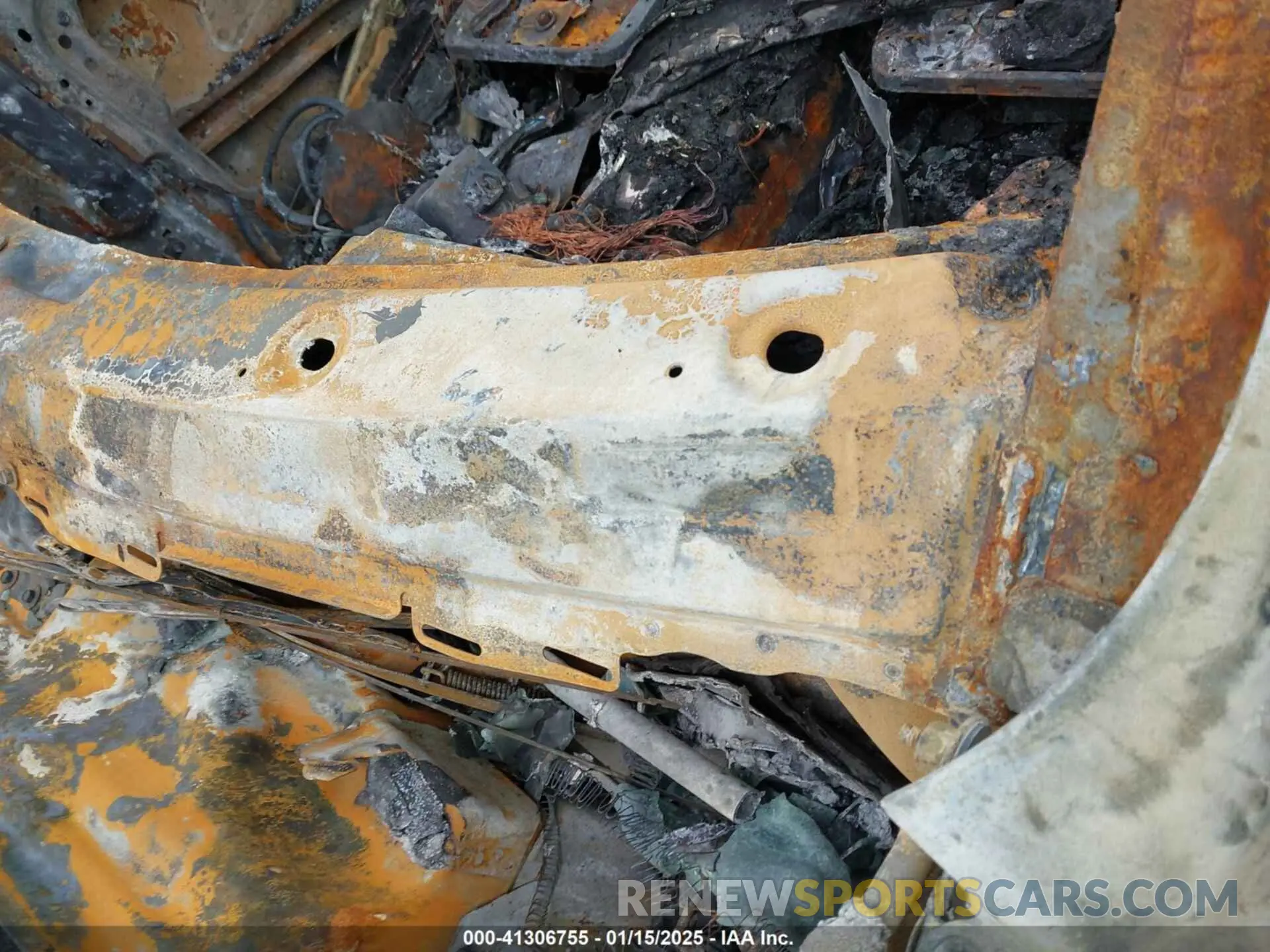 9 Photograph of a damaged car 1C4RJFCG6LC137608 JEEP GRAND CHEROKEE 2020