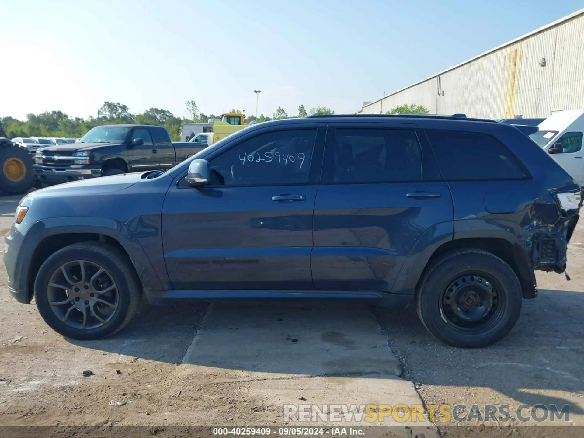 15 Photograph of a damaged car 1C4RJFCG7LC237863 JEEP GRAND CHEROKEE 2020