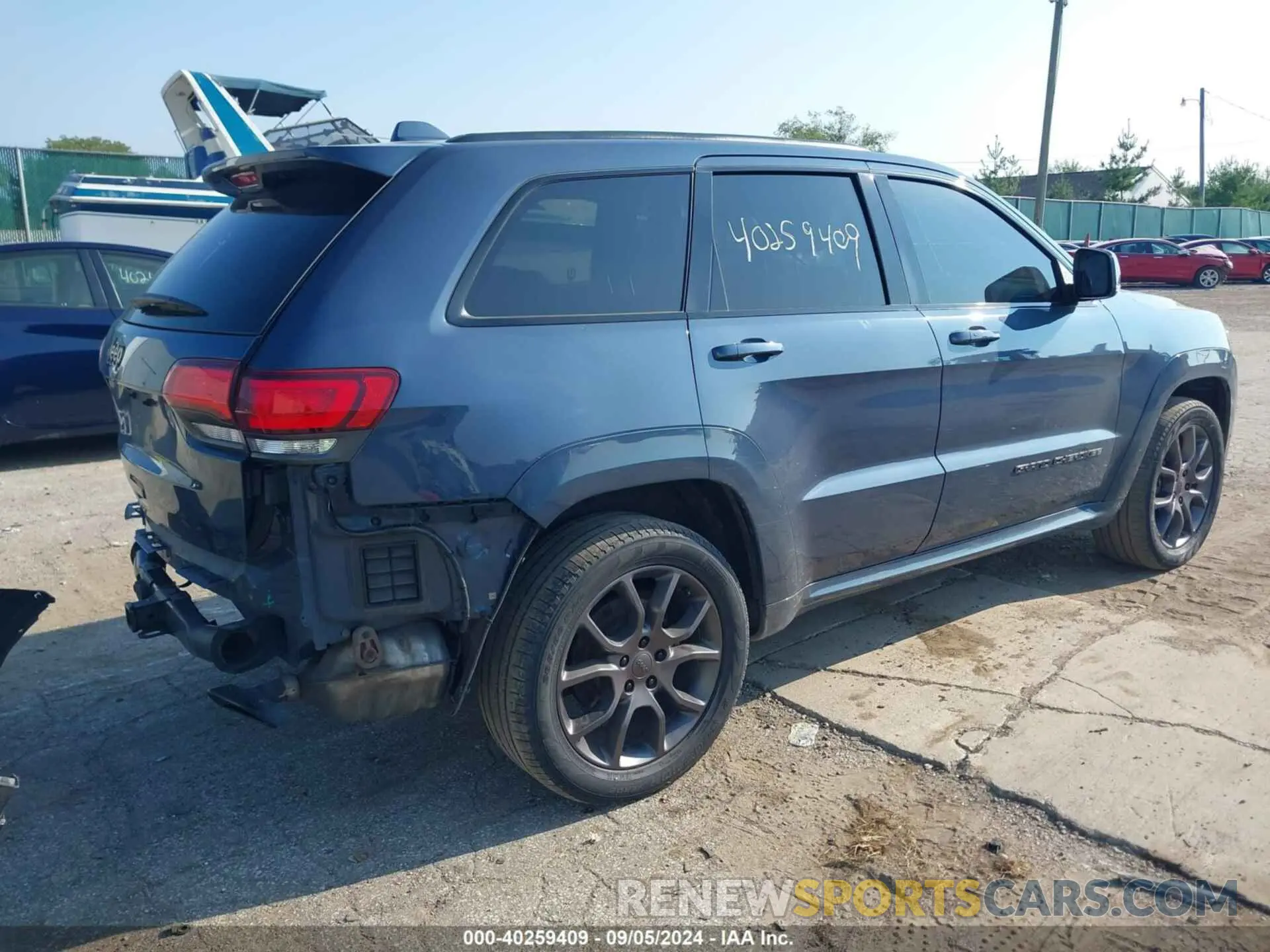 4 Photograph of a damaged car 1C4RJFCG7LC237863 JEEP GRAND CHEROKEE 2020