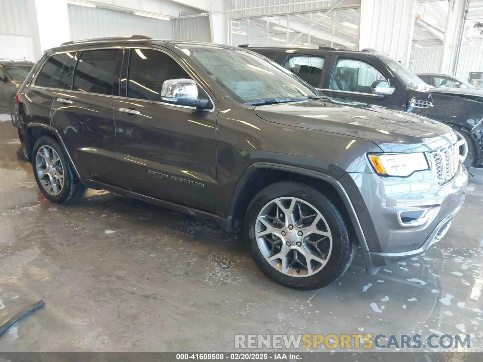 1 Photograph of a damaged car 1C4RJFCGXLC419668 JEEP GRAND CHEROKEE 2020