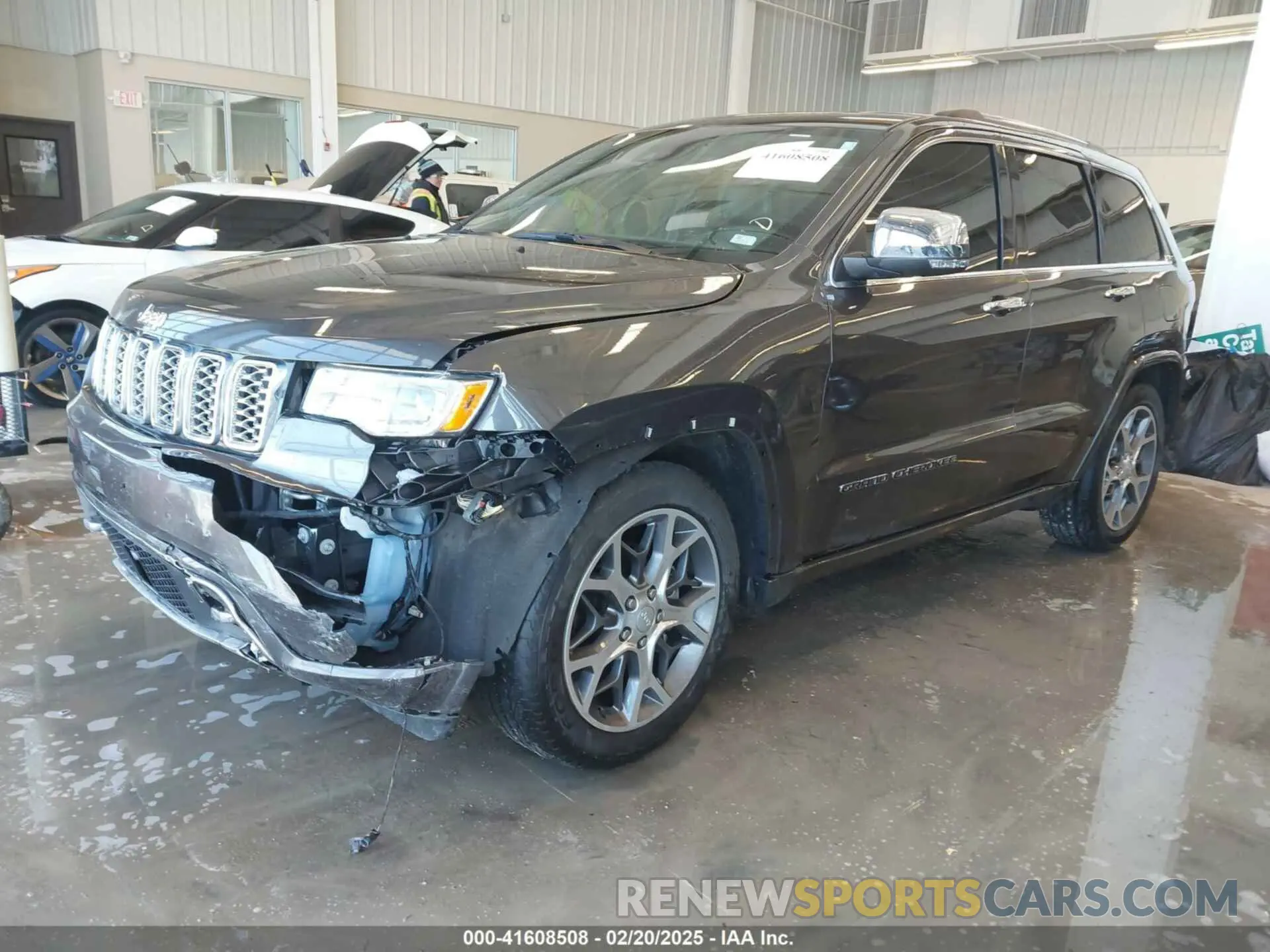 2 Photograph of a damaged car 1C4RJFCGXLC419668 JEEP GRAND CHEROKEE 2020